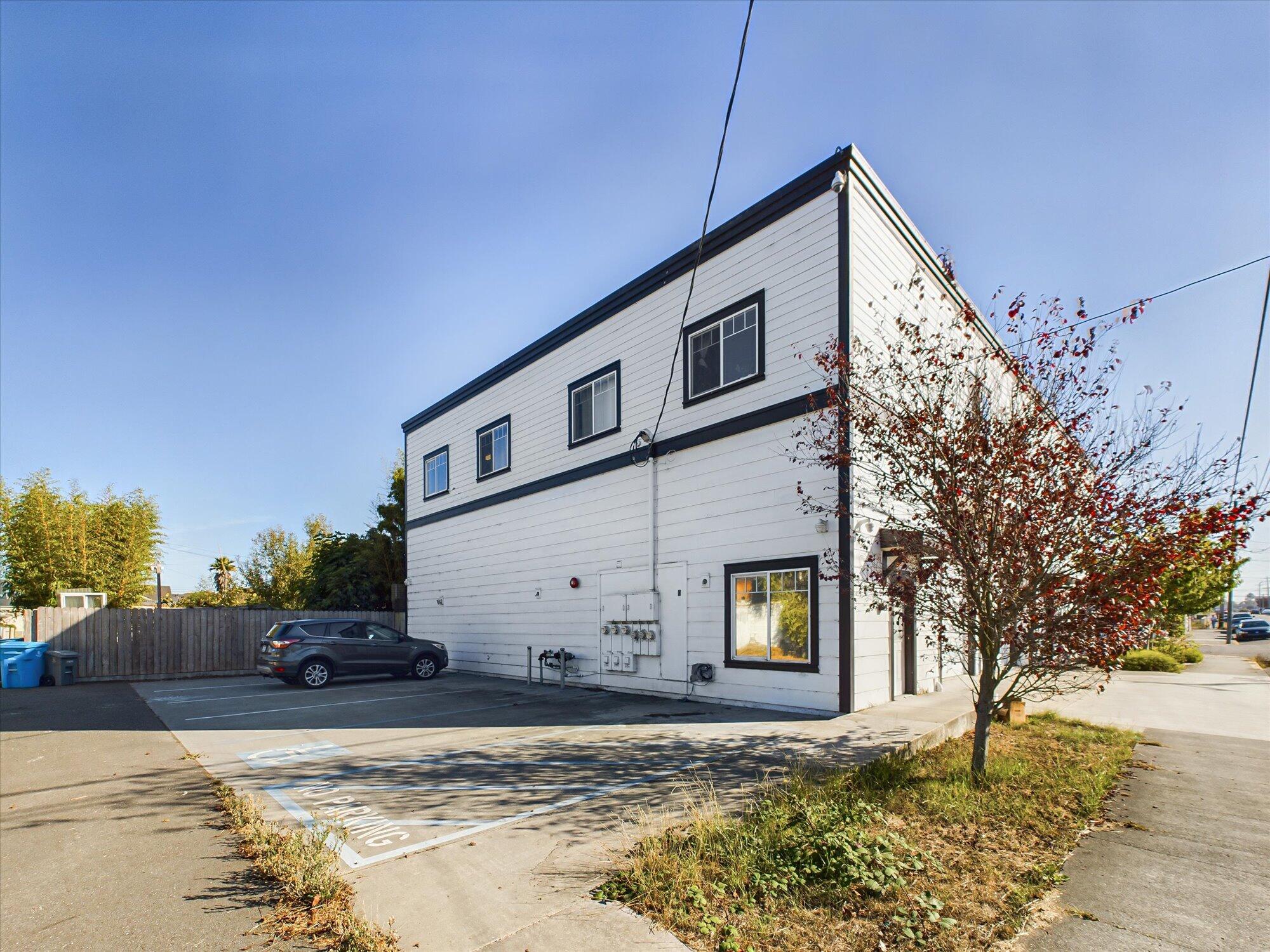 238 W Grant Street
