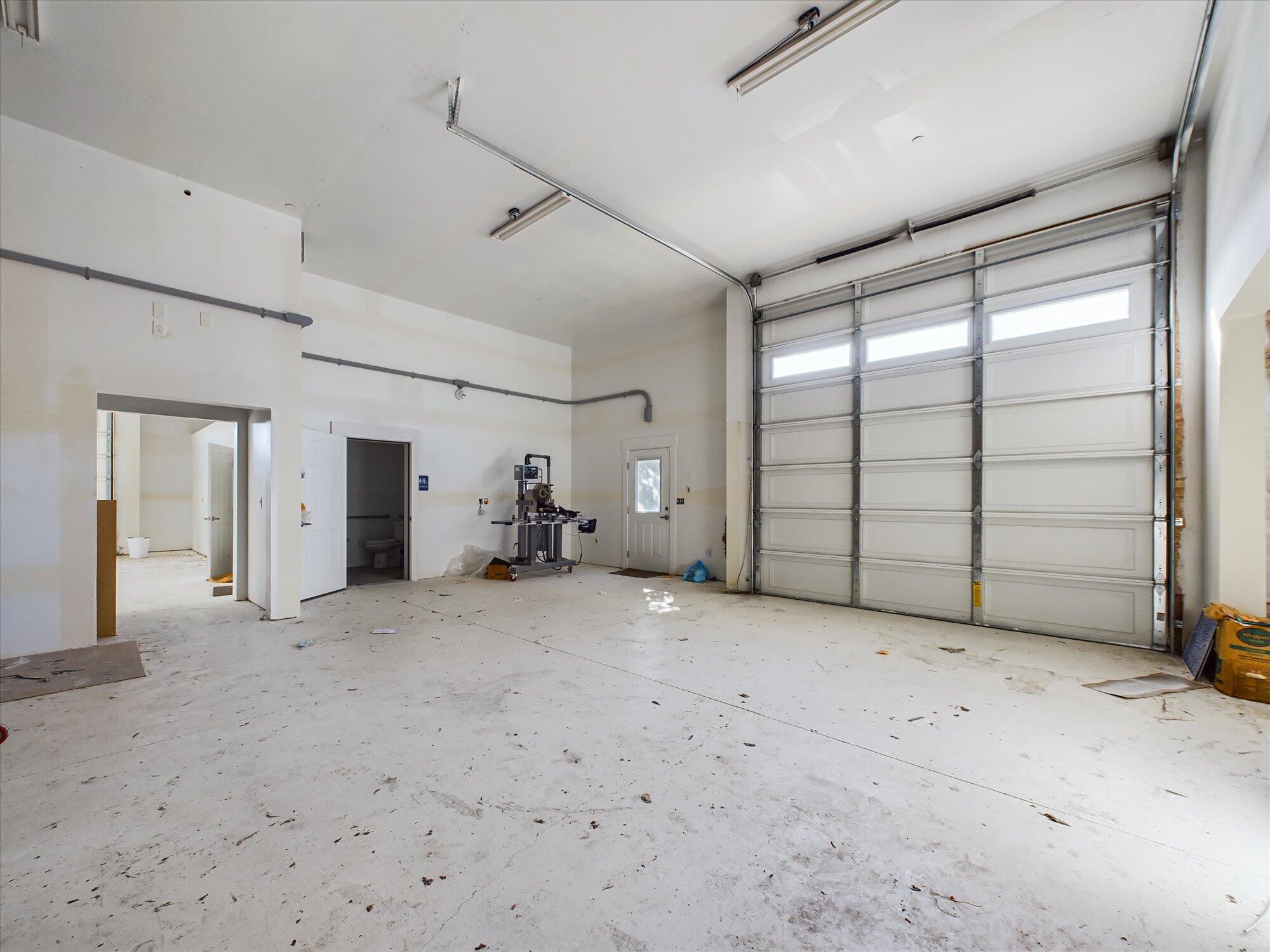 238 W Grant Street