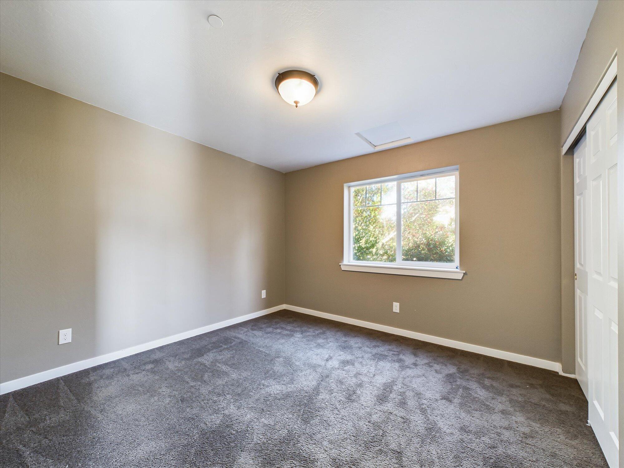 238 W Grant Street