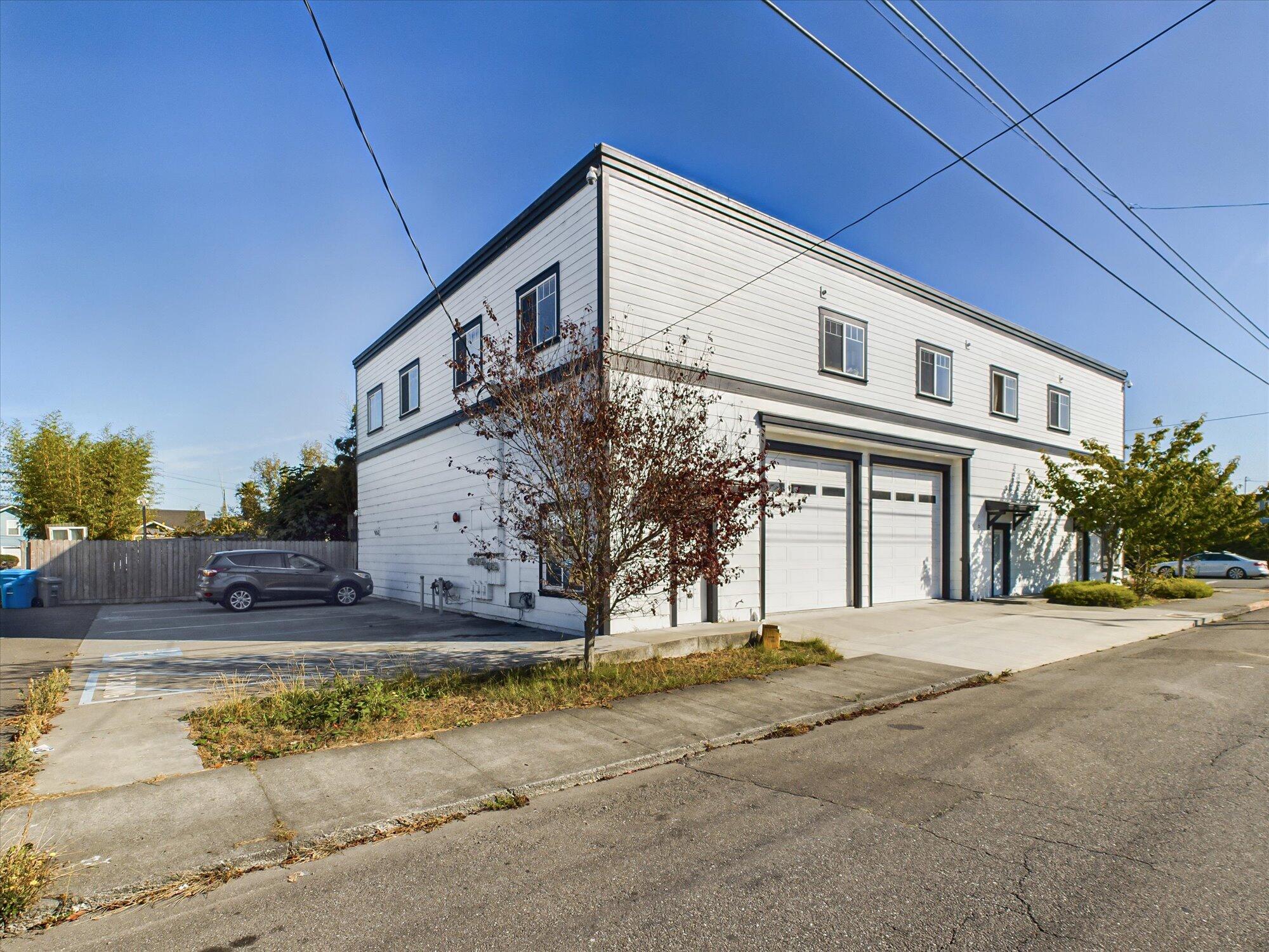 238 W Grant Street