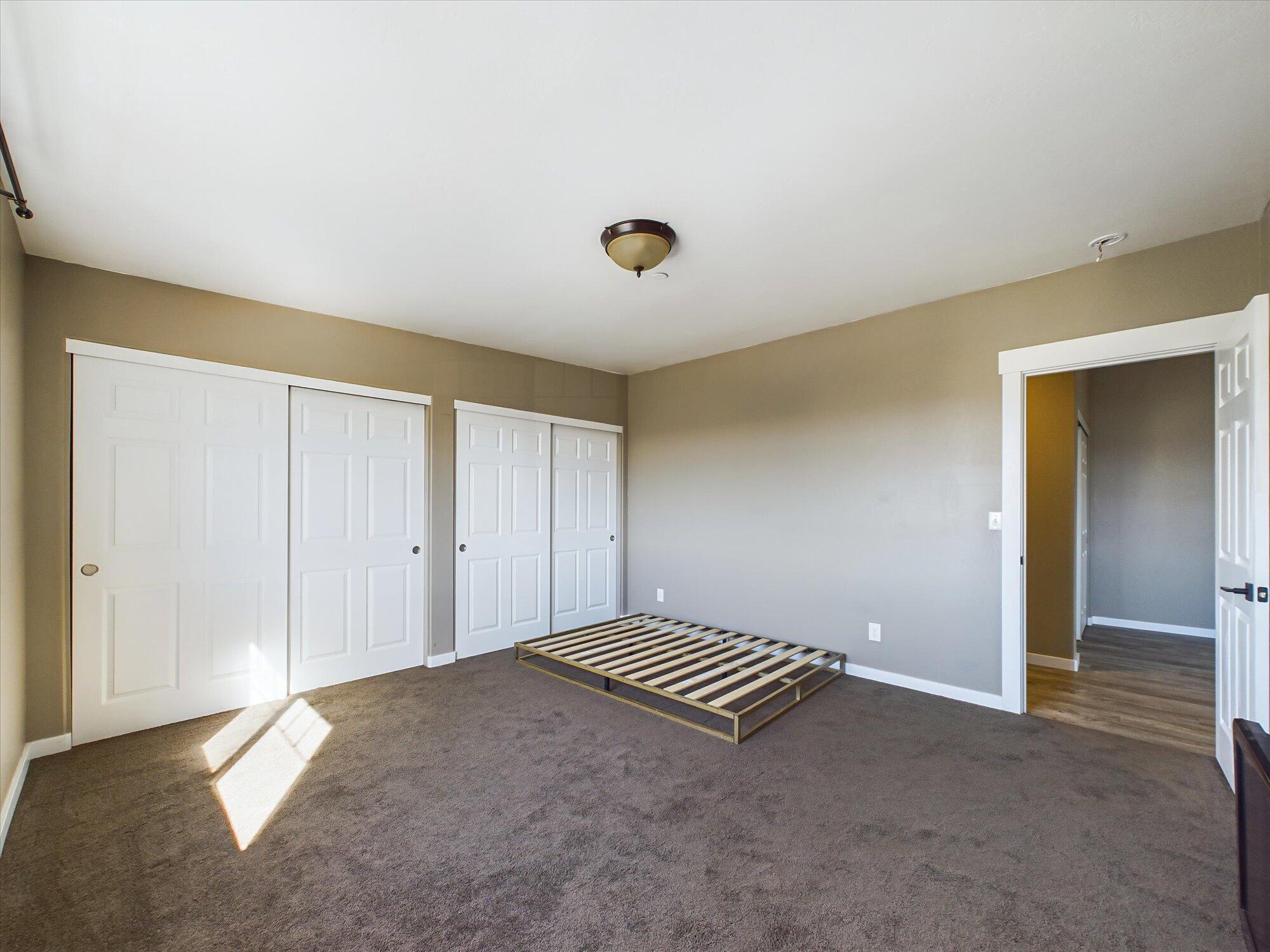 238 W Grant Street