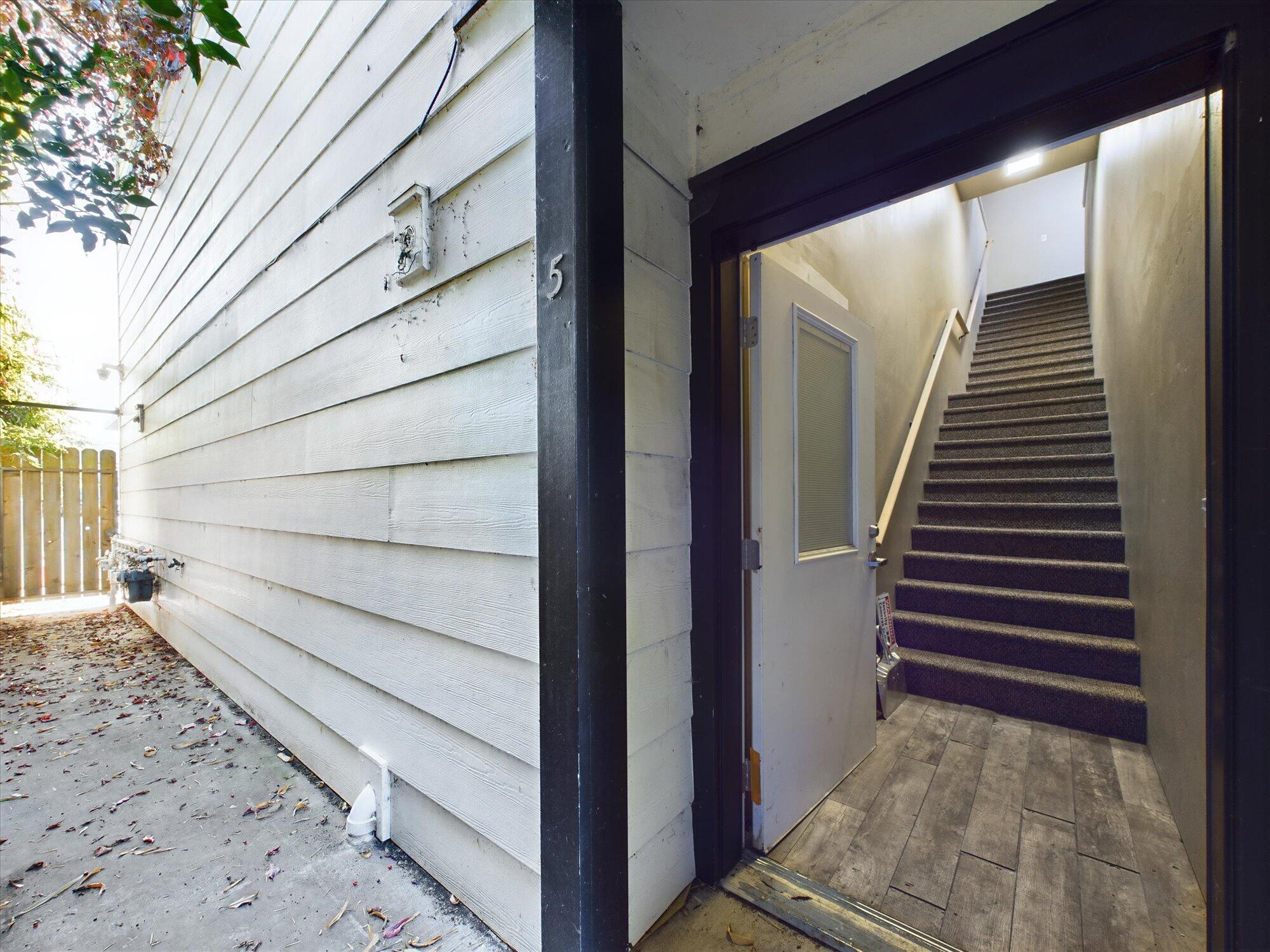 238 W Grant Street