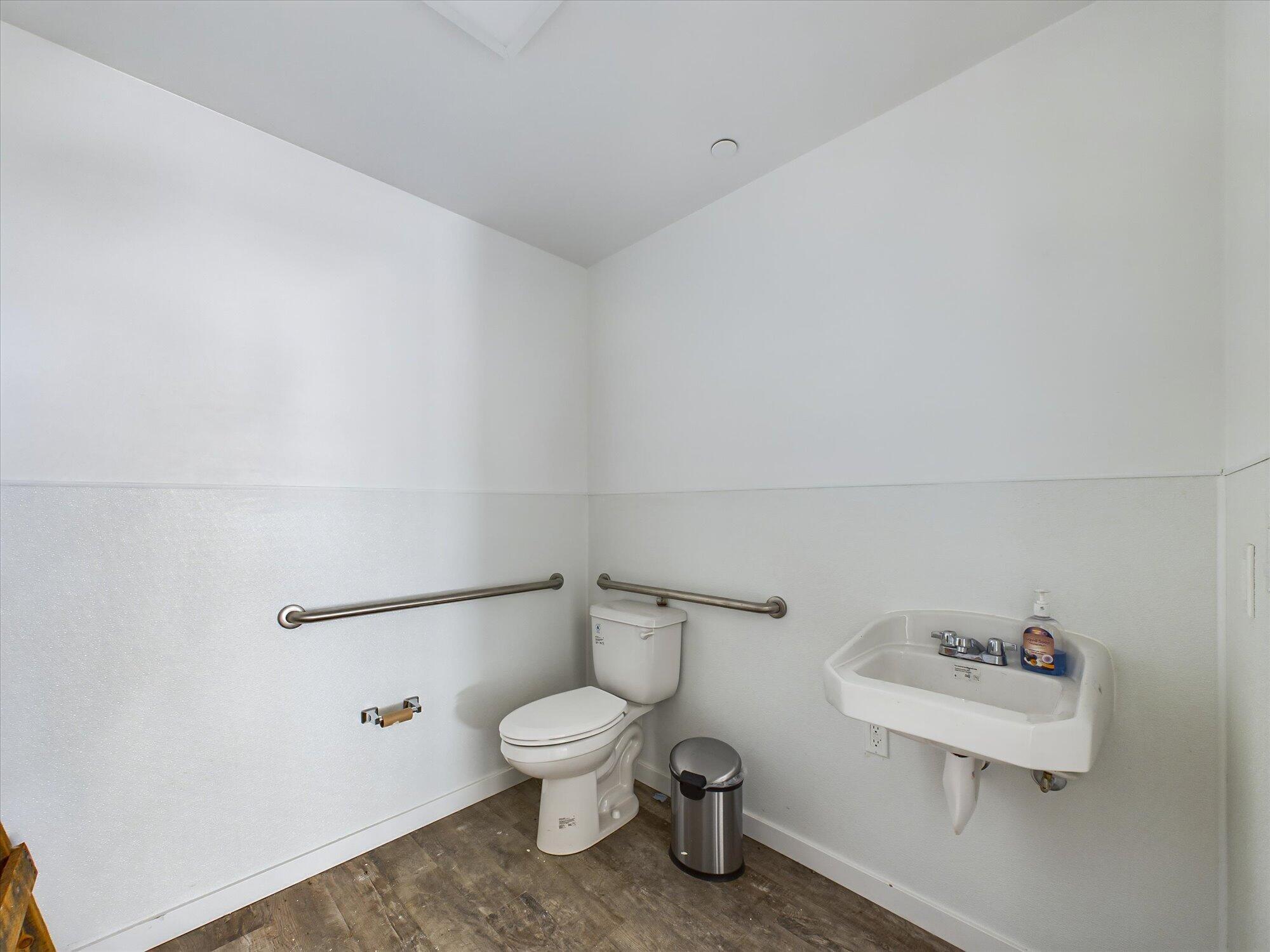 238 W Grant Street