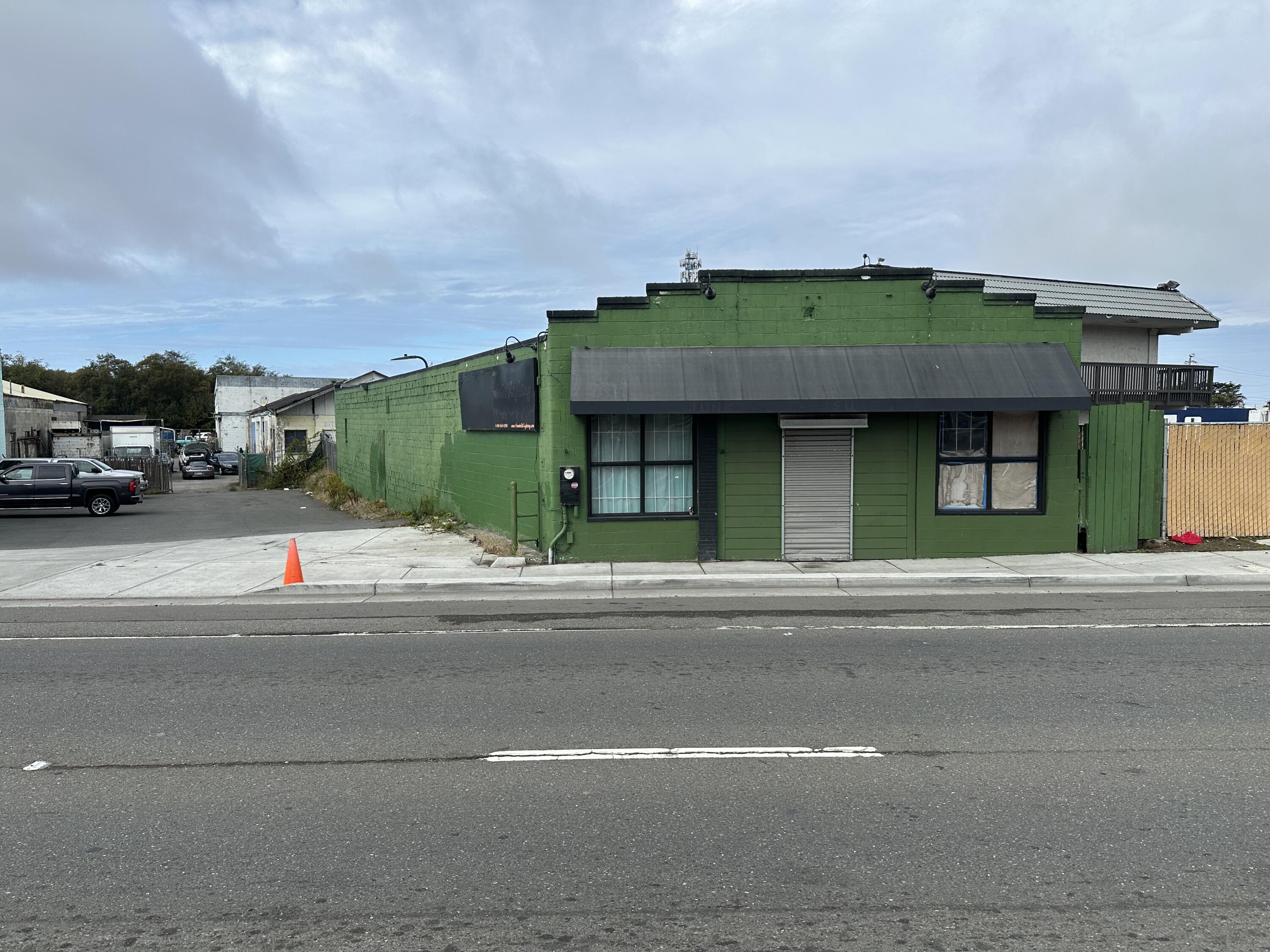 2000 Broadway Street