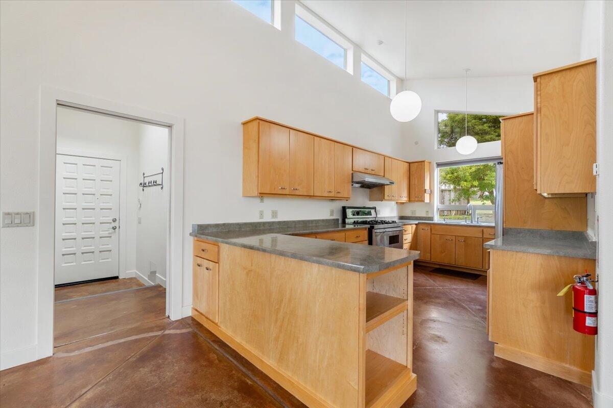 1892 Golf Course Road