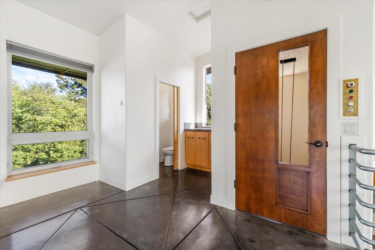 1892 Golf Course Road