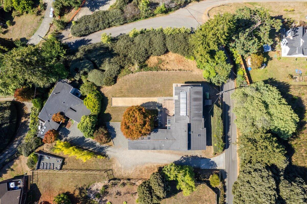 1892 Golf Course Road