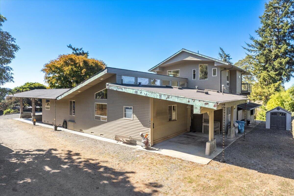 1892 Golf Course Road