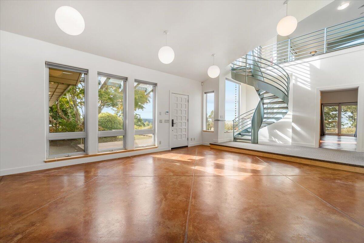 1892 Golf Course Road