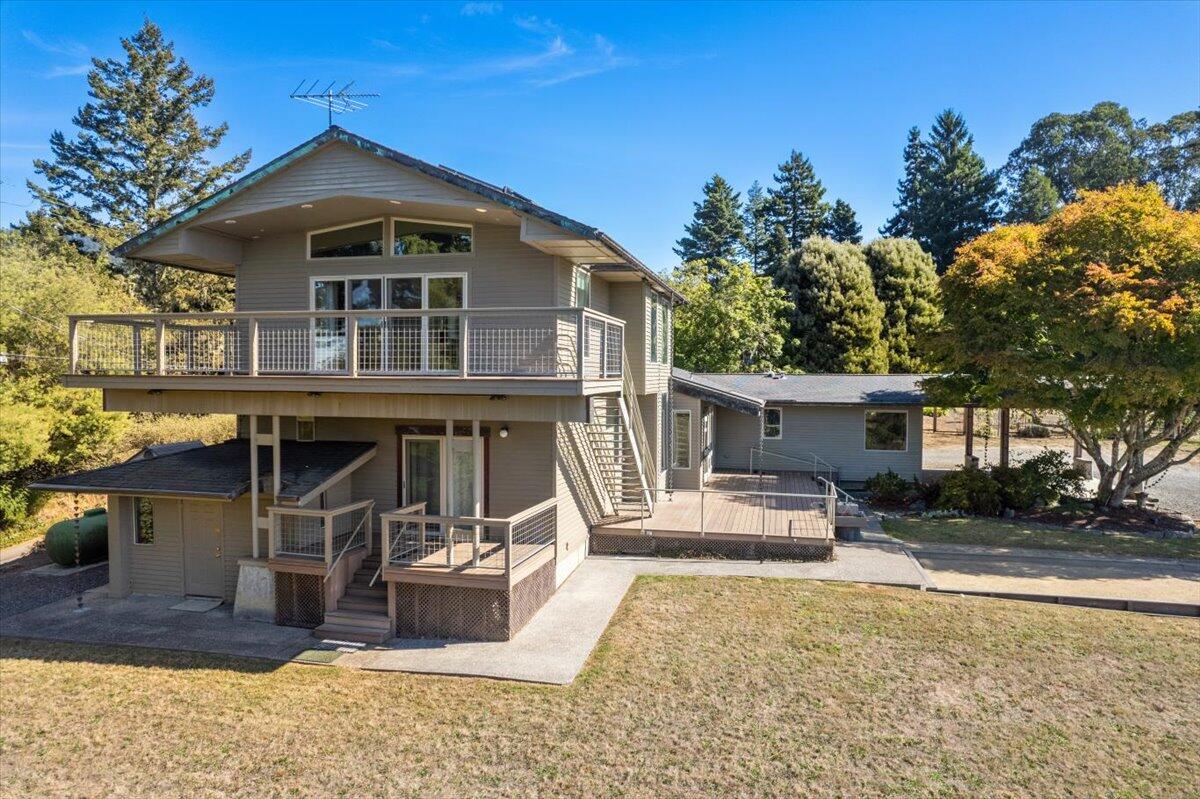 1892 Golf Course Road