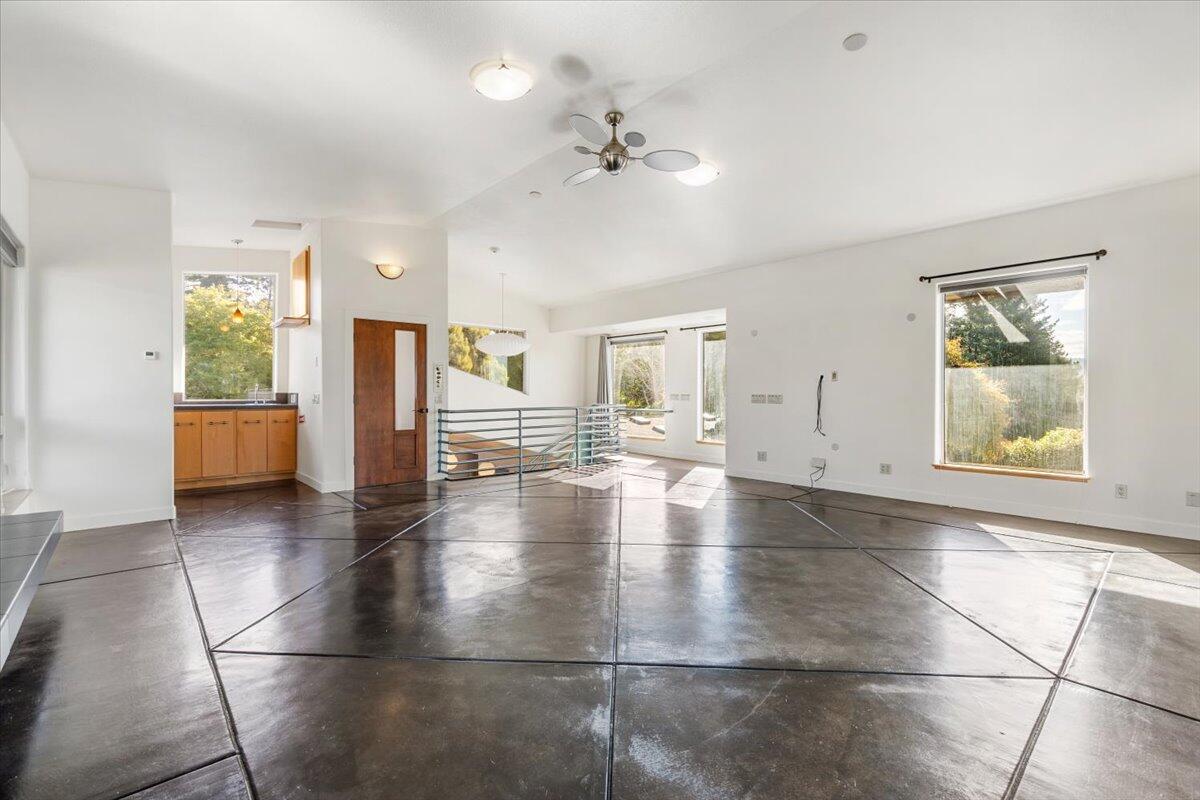 1892 Golf Course Road