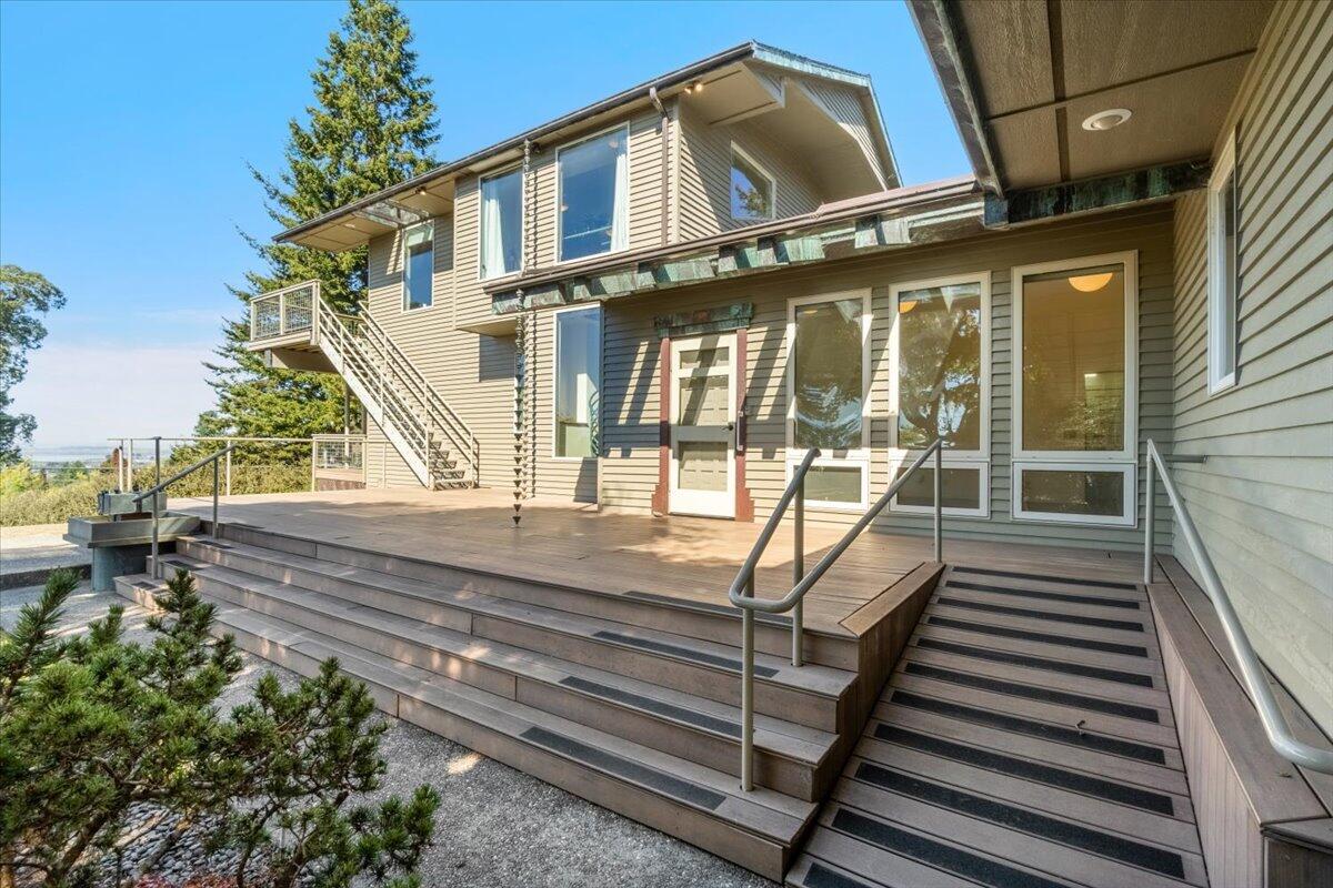 1892 Golf Course Road