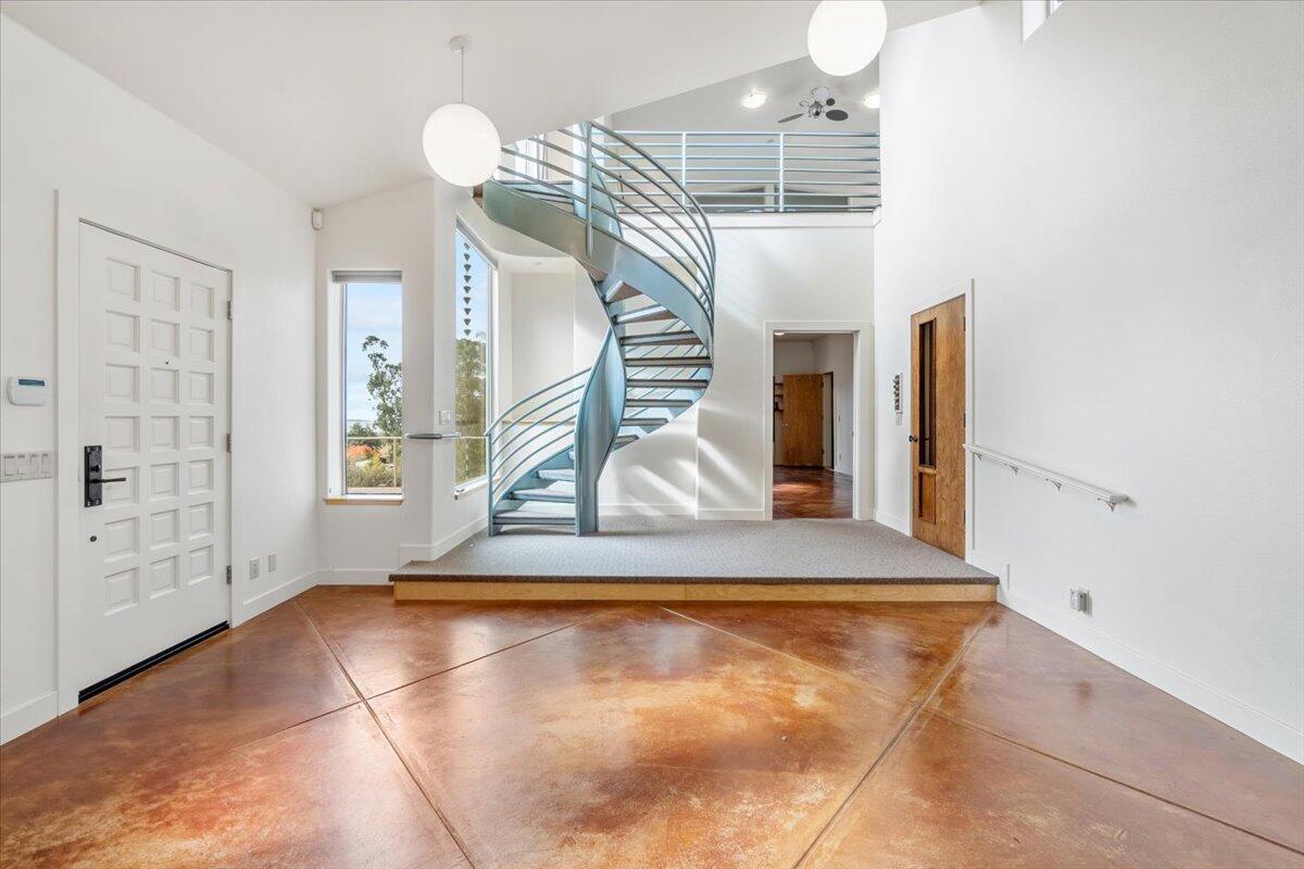 1892 Golf Course Road