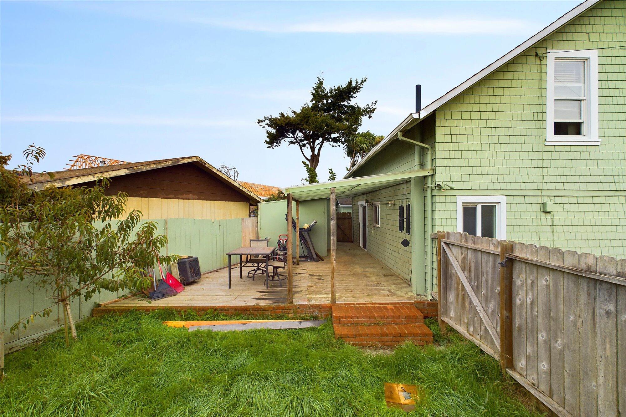 2434 Garland Street