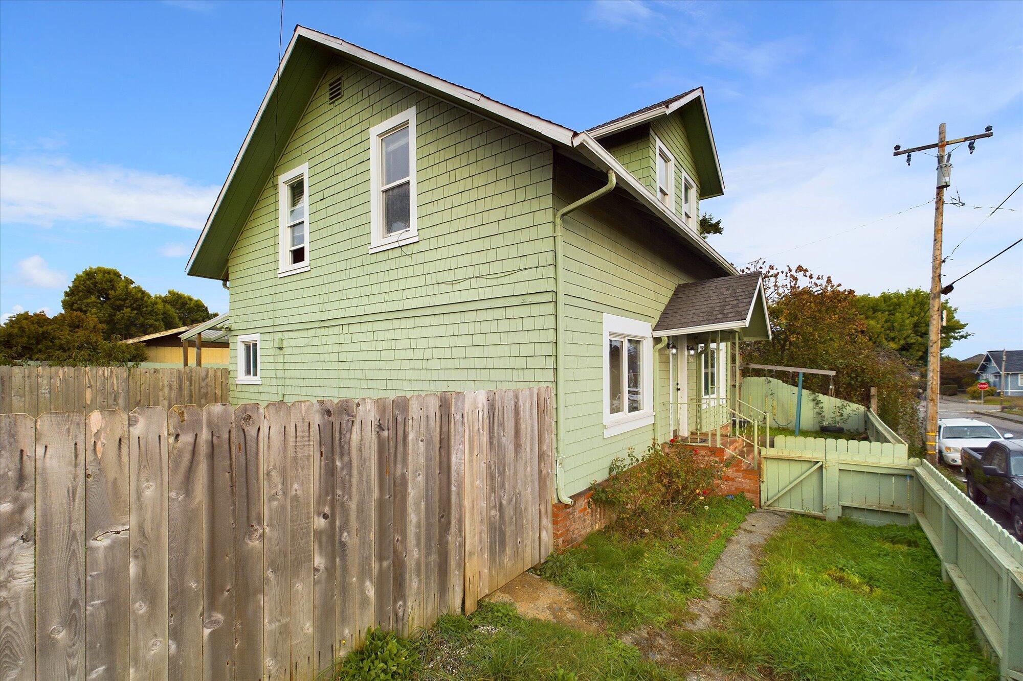 2434 Garland Street