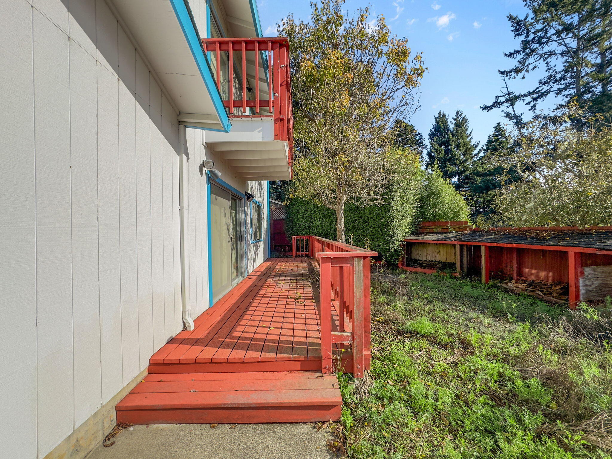 5457 Noe Avenue