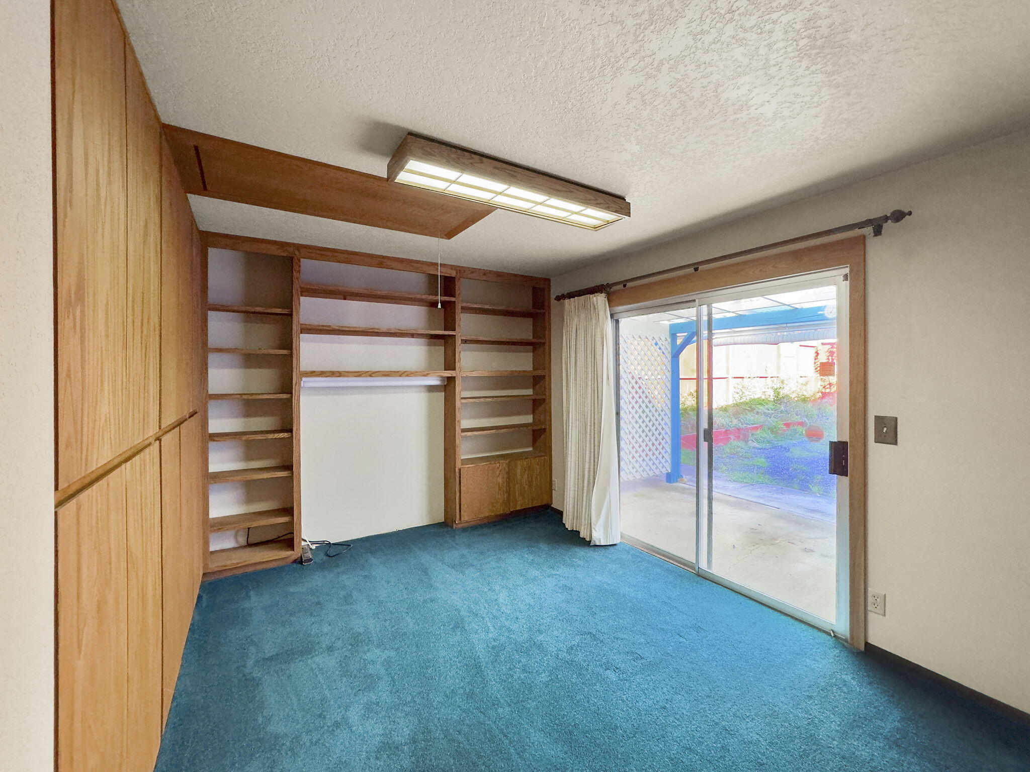 5457 Noe Avenue