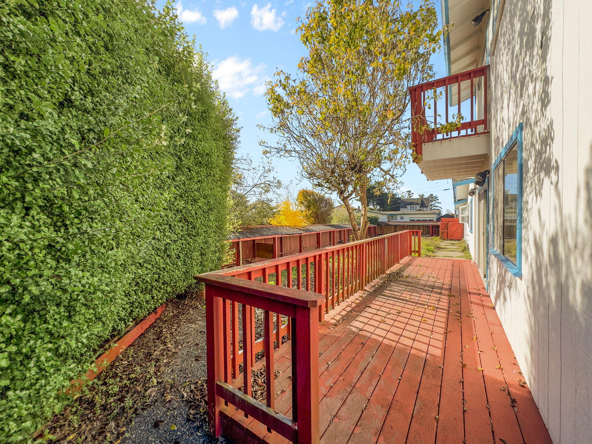 5457 Noe Avenue
