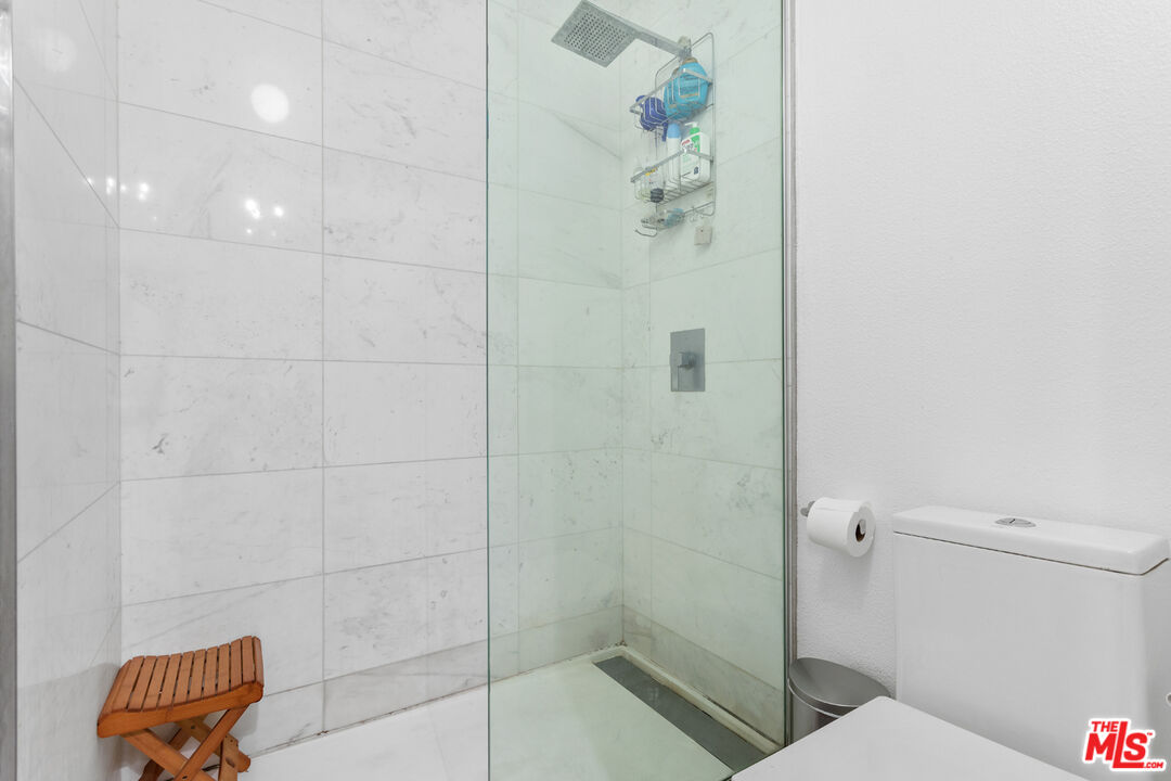 141 S Clark Dr Unit: 226