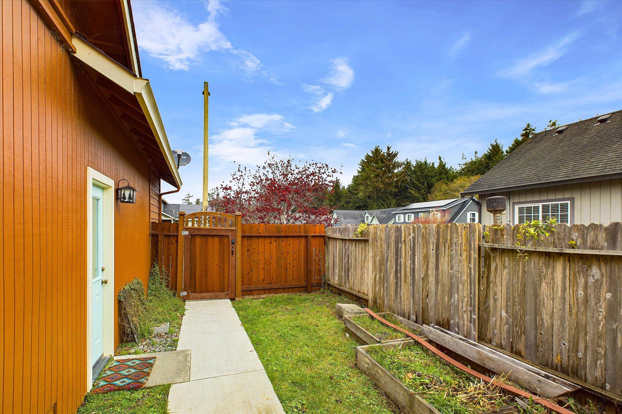 2010 Gwin Road, McKinleyville