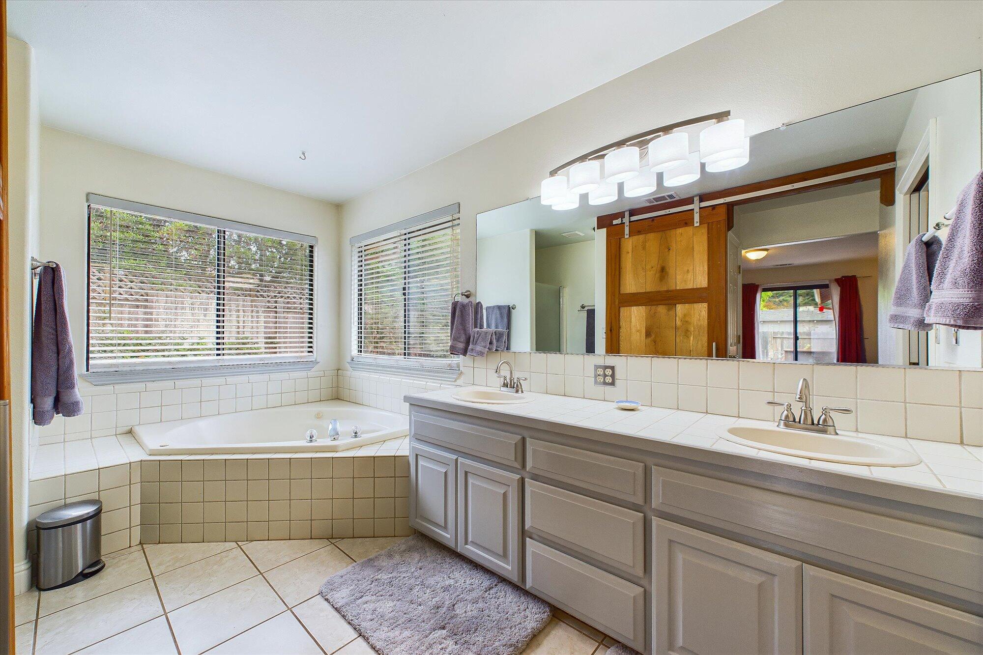 2010 Gwin Road, McKinleyville