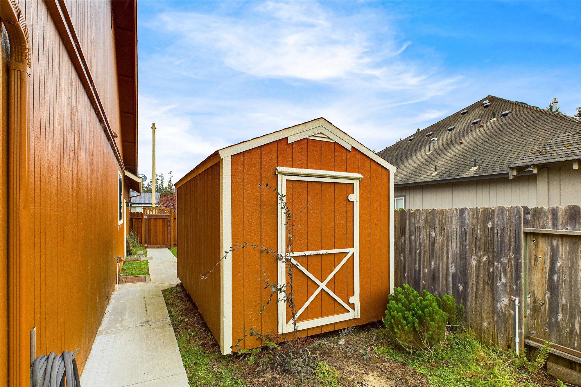 2010 Gwin Road, McKinleyville