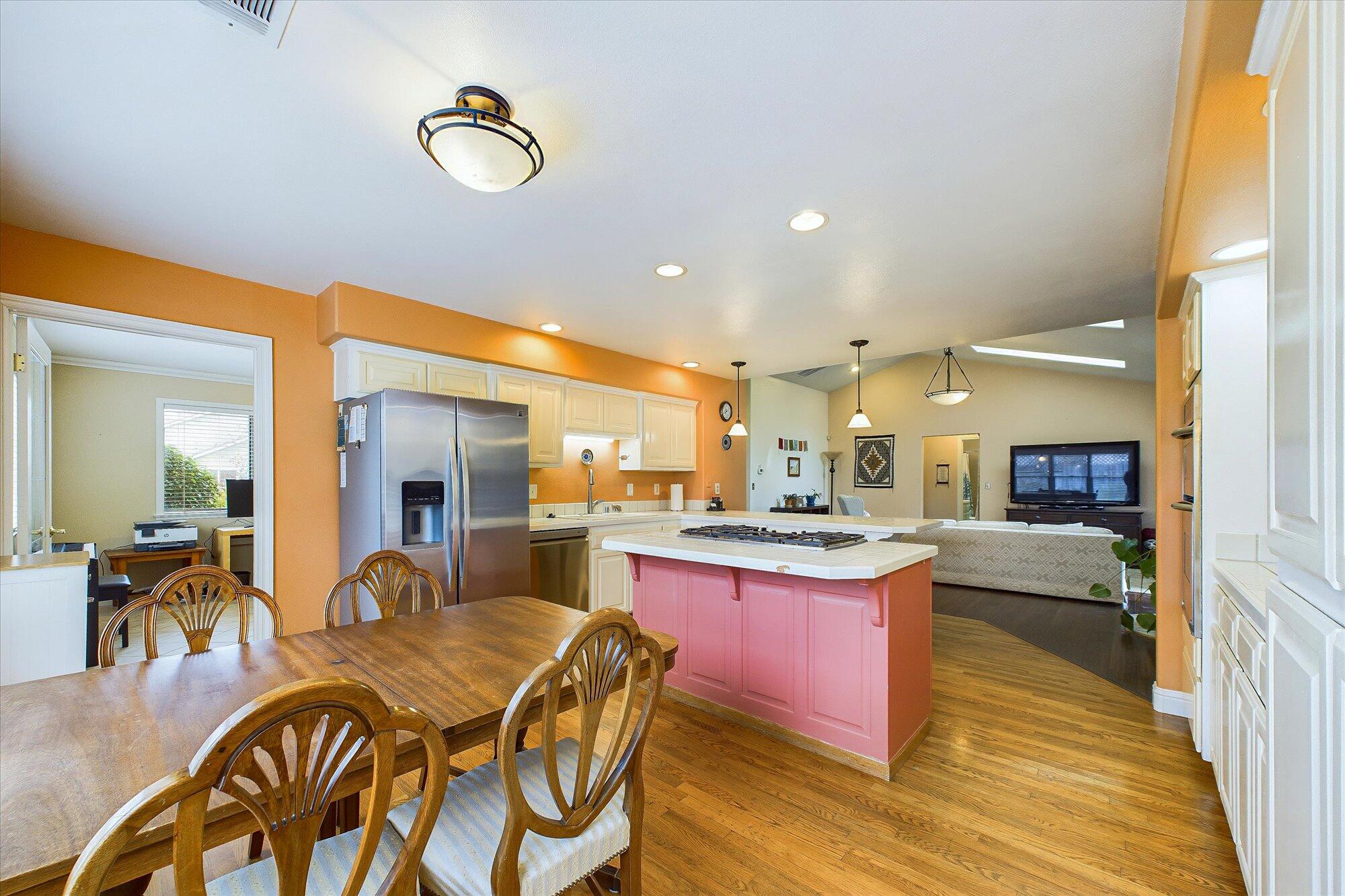 2010 Gwin Road, McKinleyville