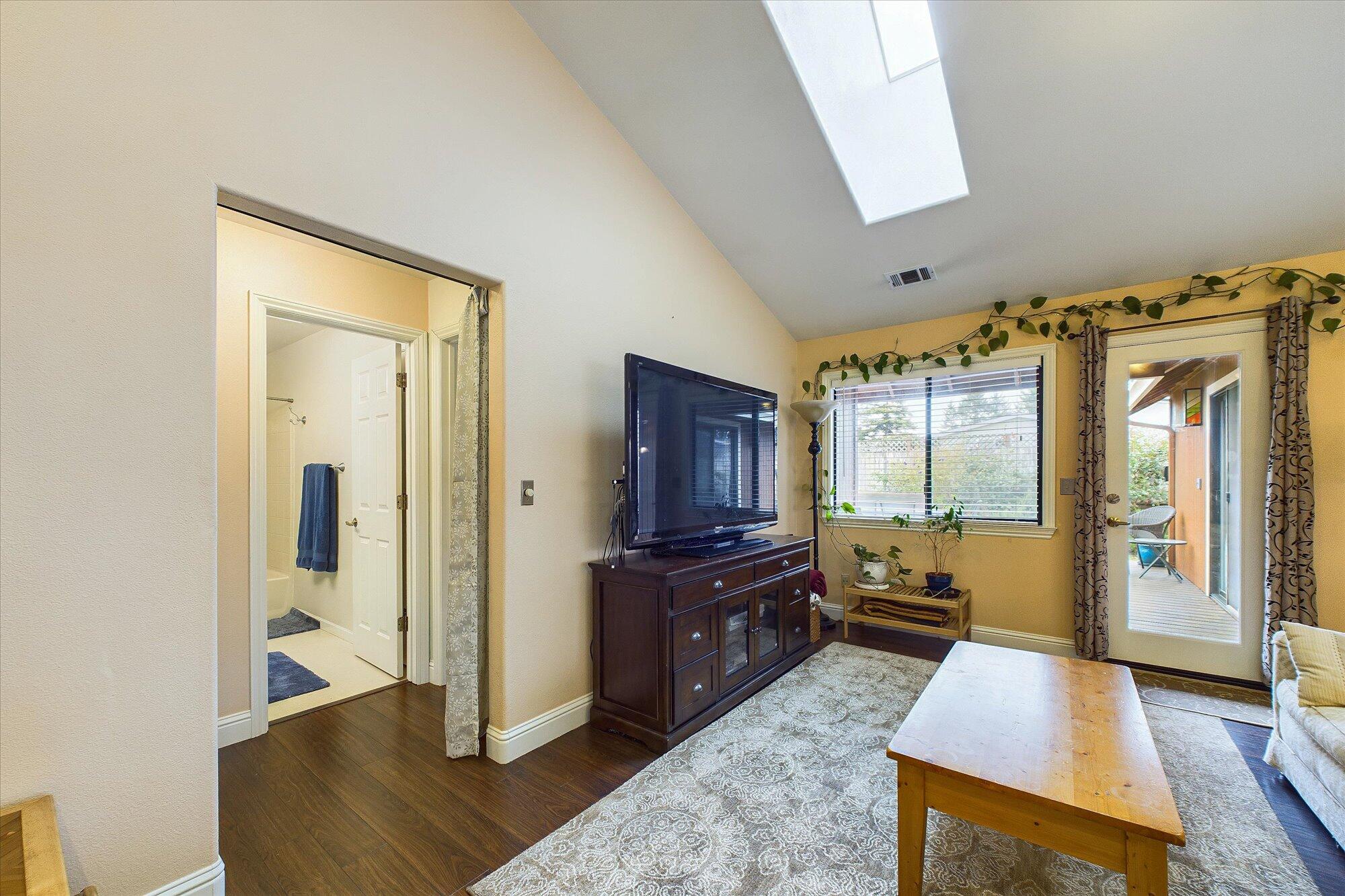 2010 Gwin Road, McKinleyville