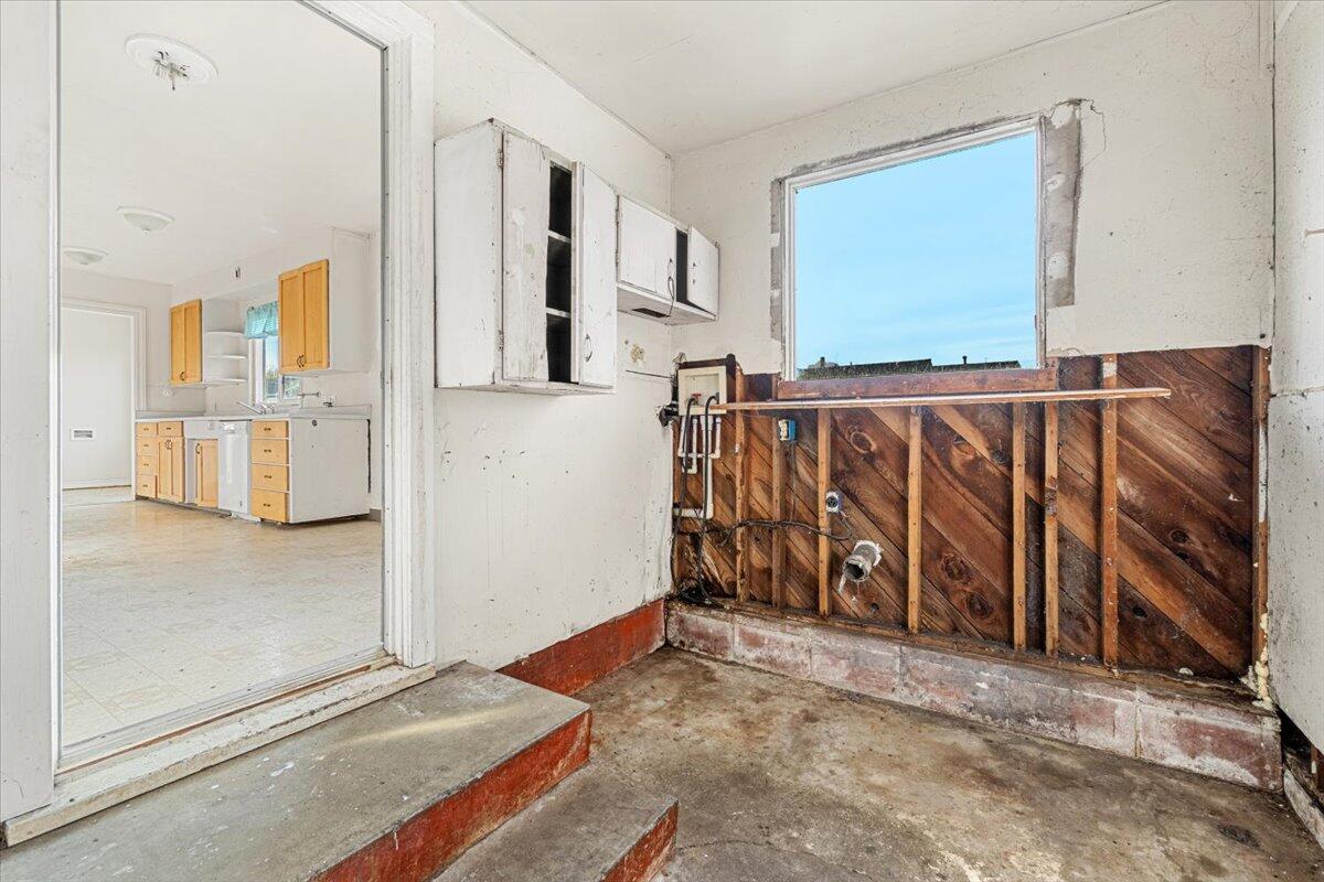 3234 Albee Street