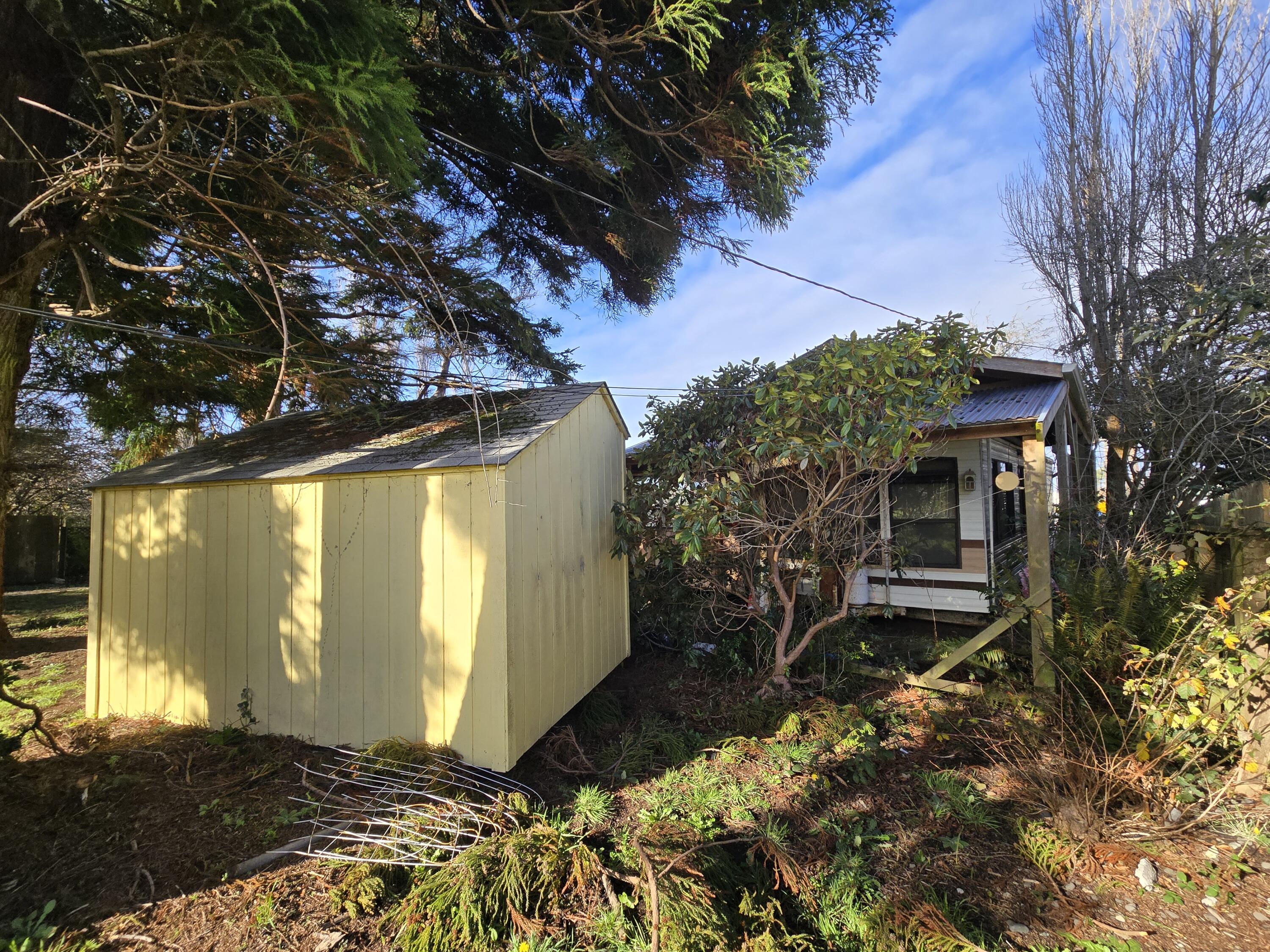 635 Burrill Street