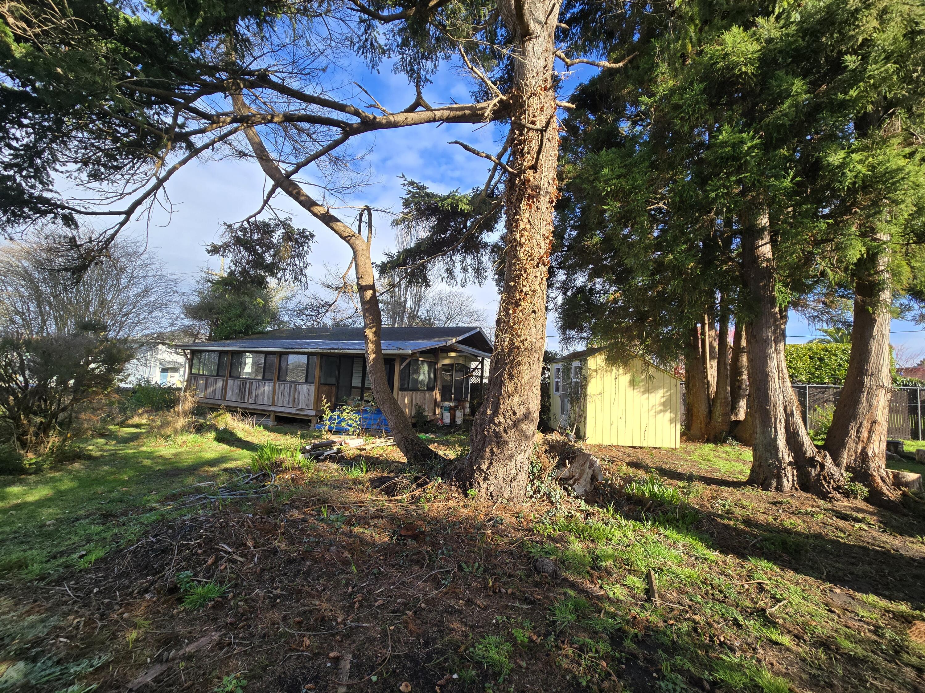 635 Burrill Street