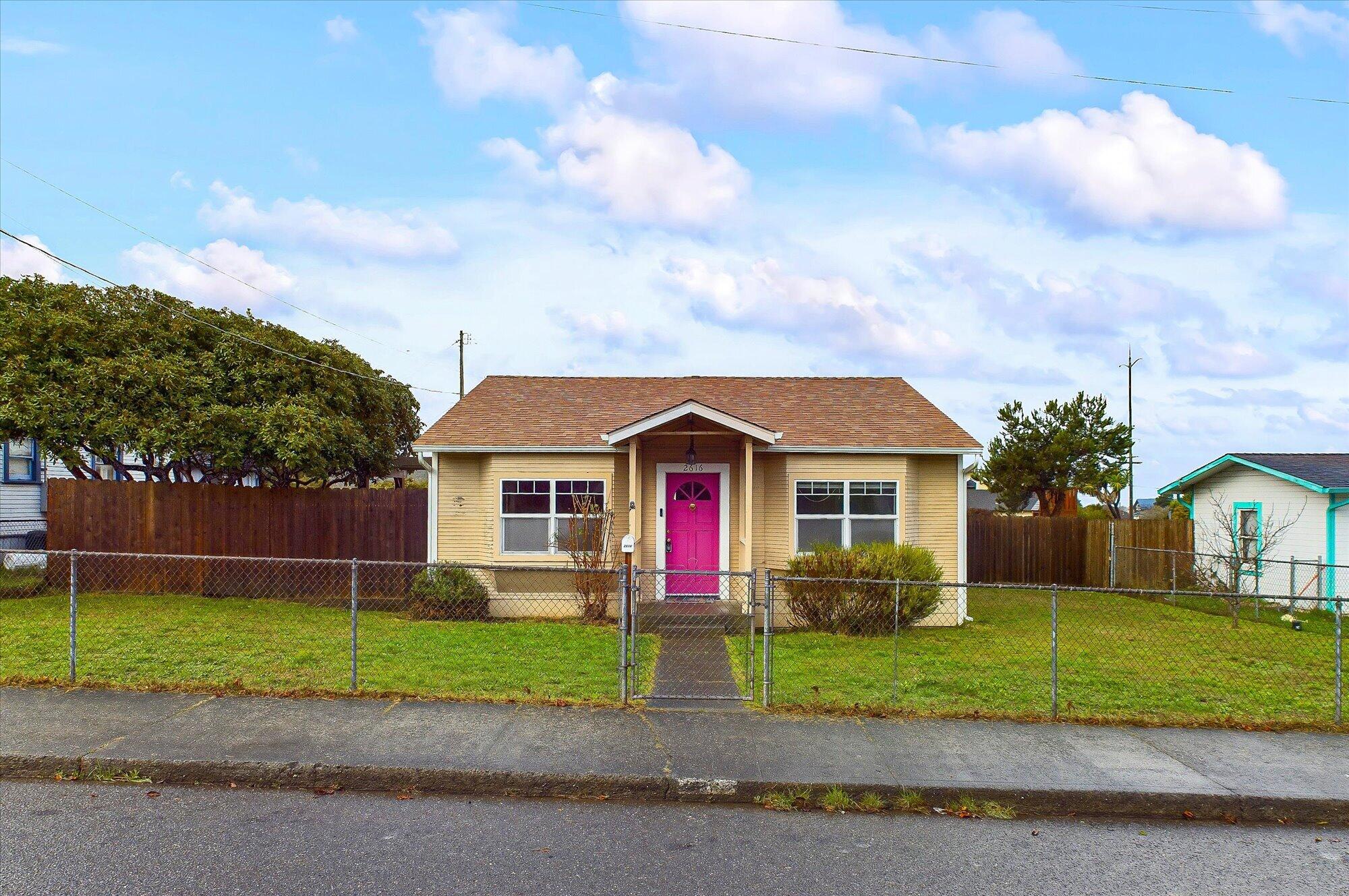 2616 Albee Street