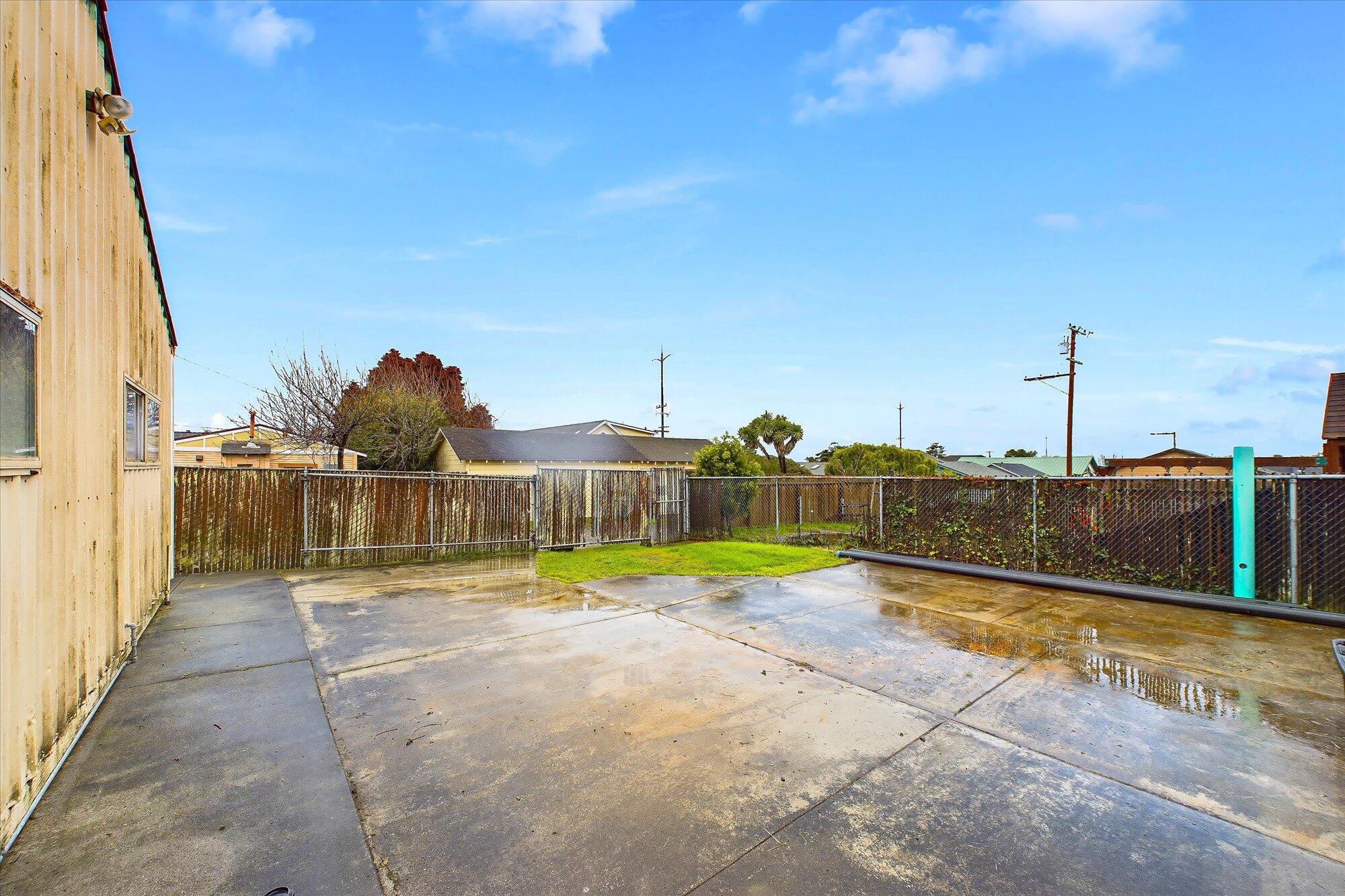 2616 Albee Street