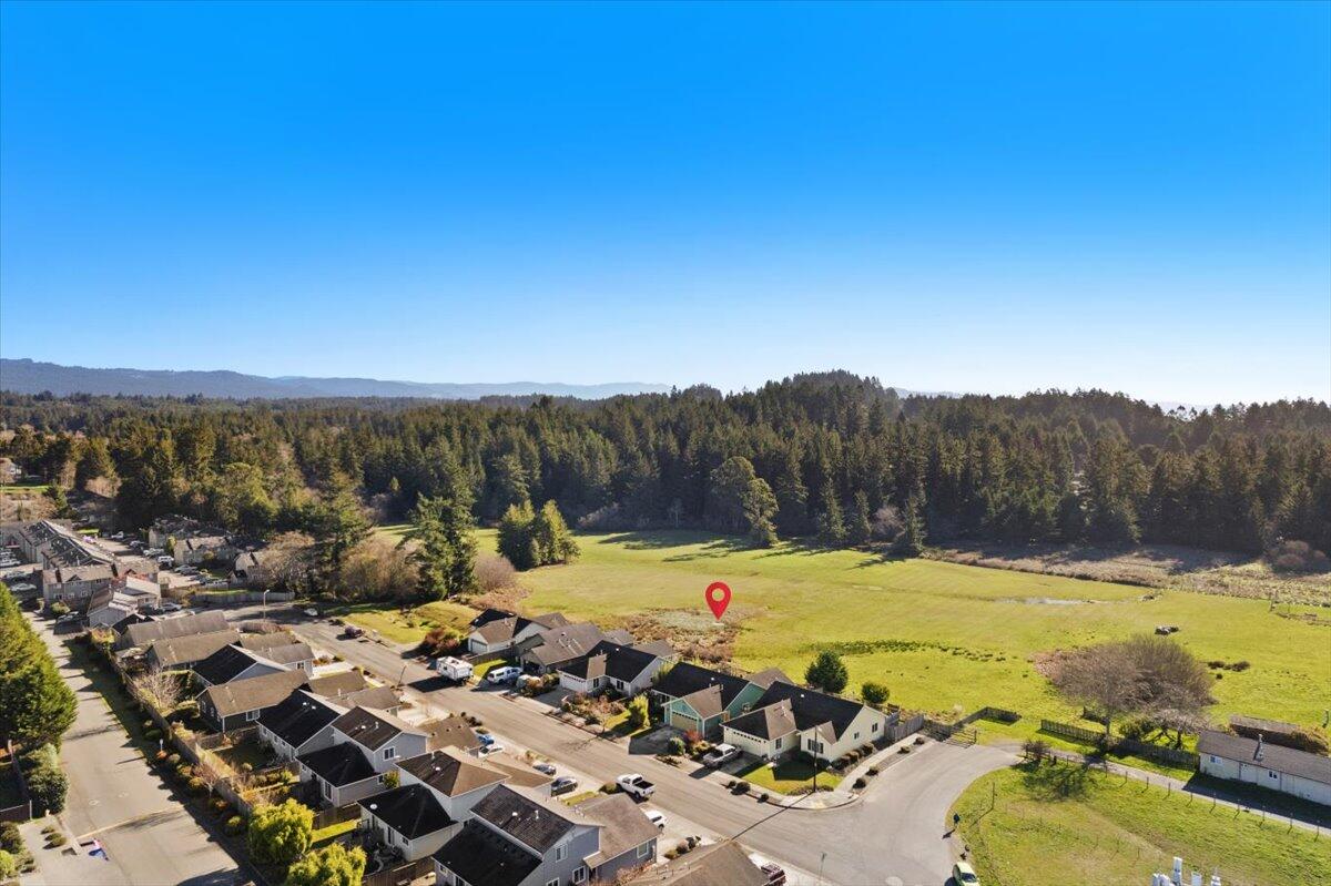 1686 Hideaway Court, McKinleyville