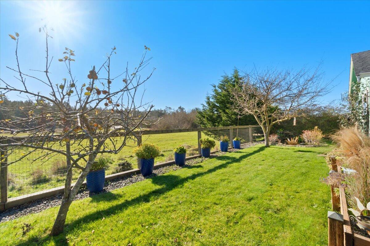 1686 Hideaway Court, McKinleyville