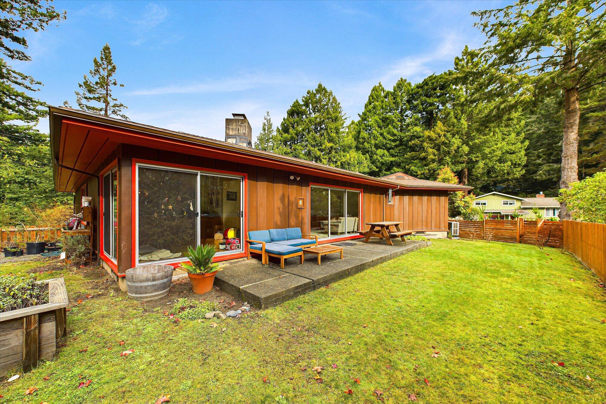 1648 Blake Court