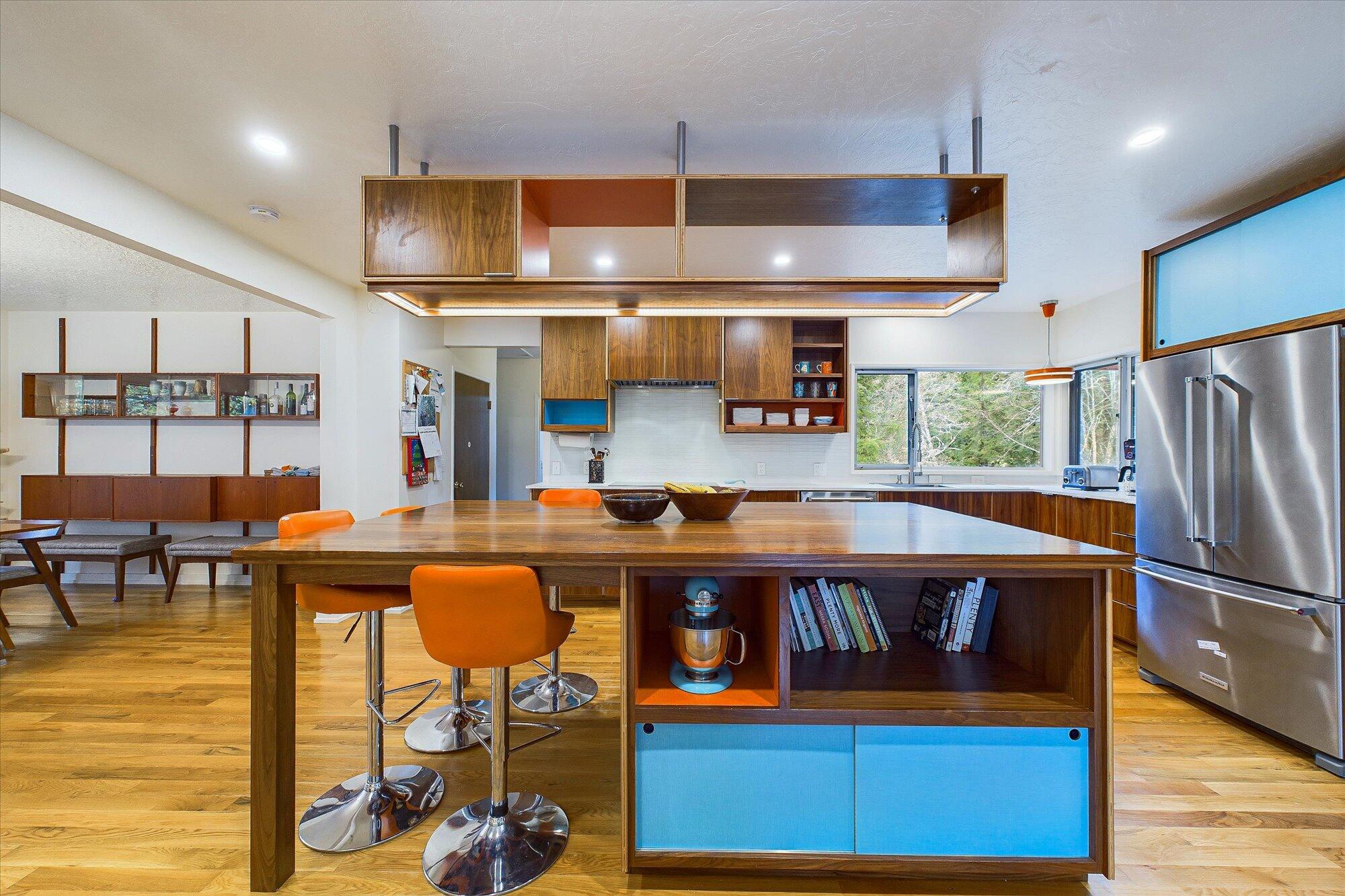 1648 Blake Court