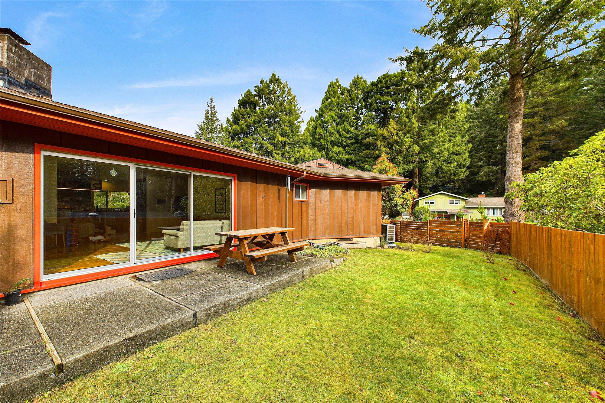 1648 Blake Court