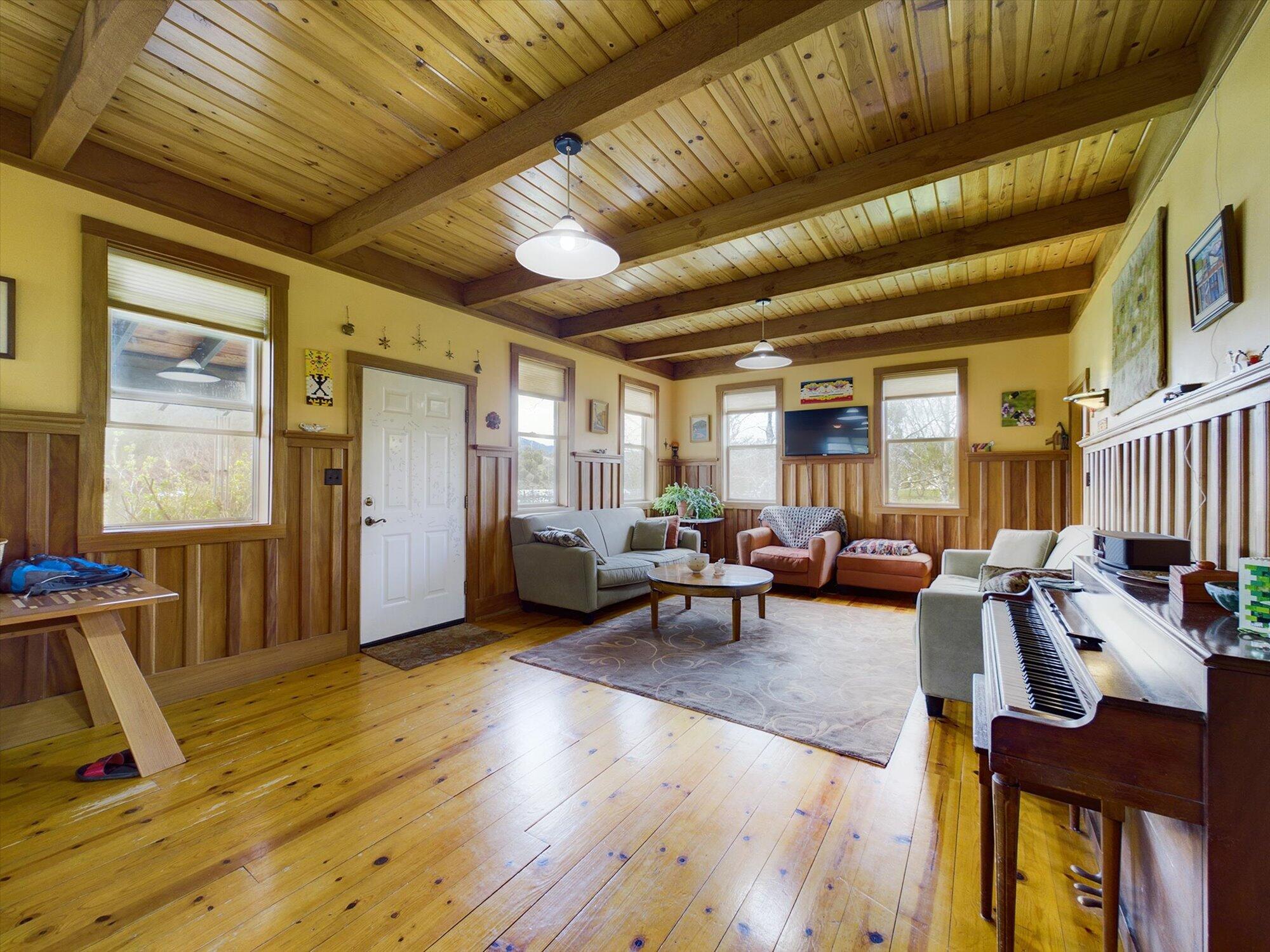650 Old Hindley Ranch Road