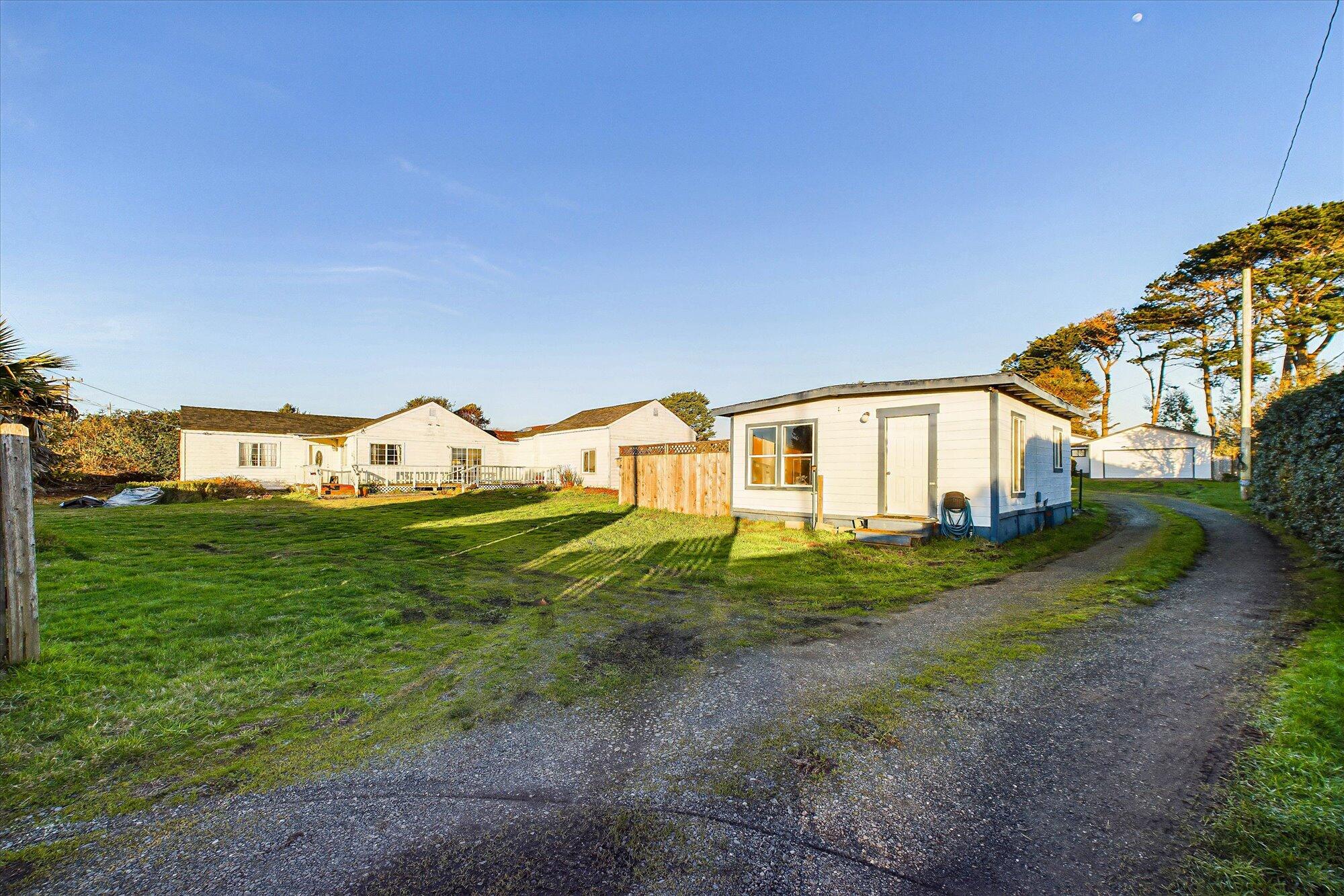 1637 Ocean Drive, McKinleyville