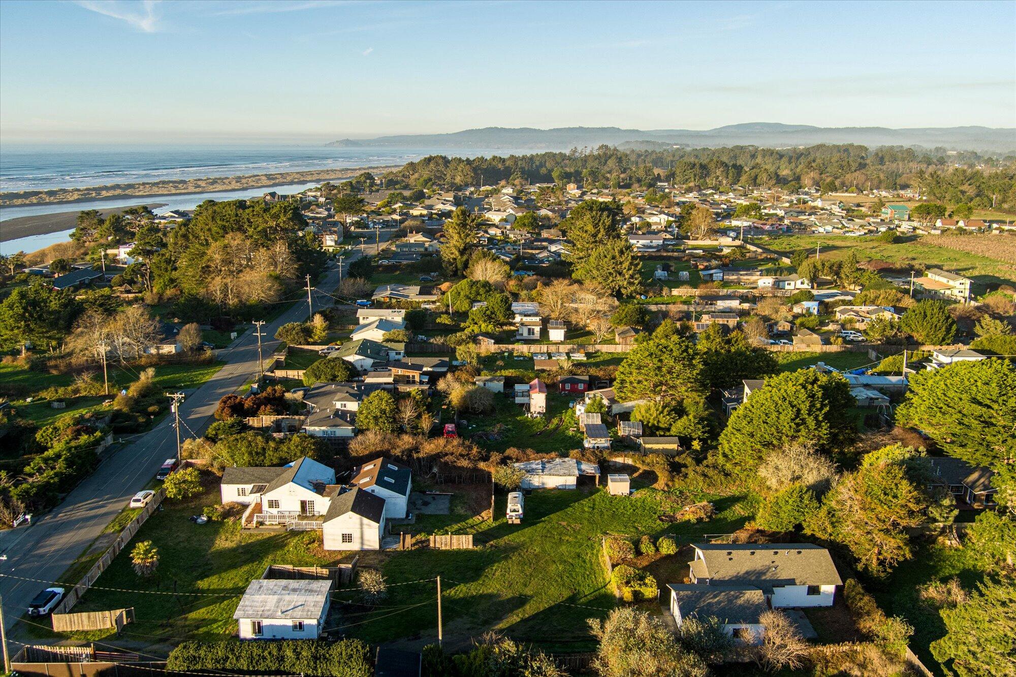 1637 Ocean Drive, McKinleyville