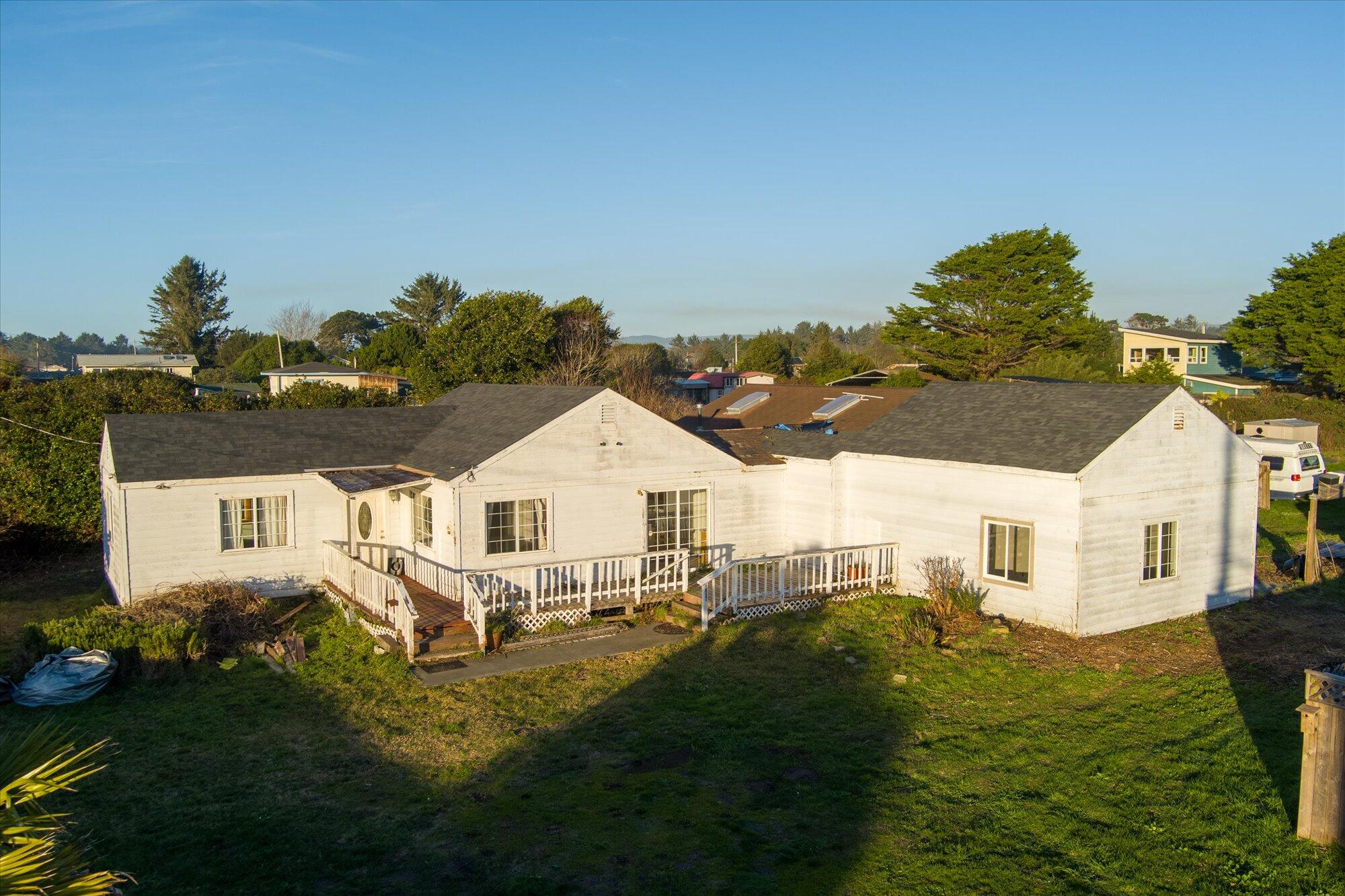1637 Ocean Drive, McKinleyville