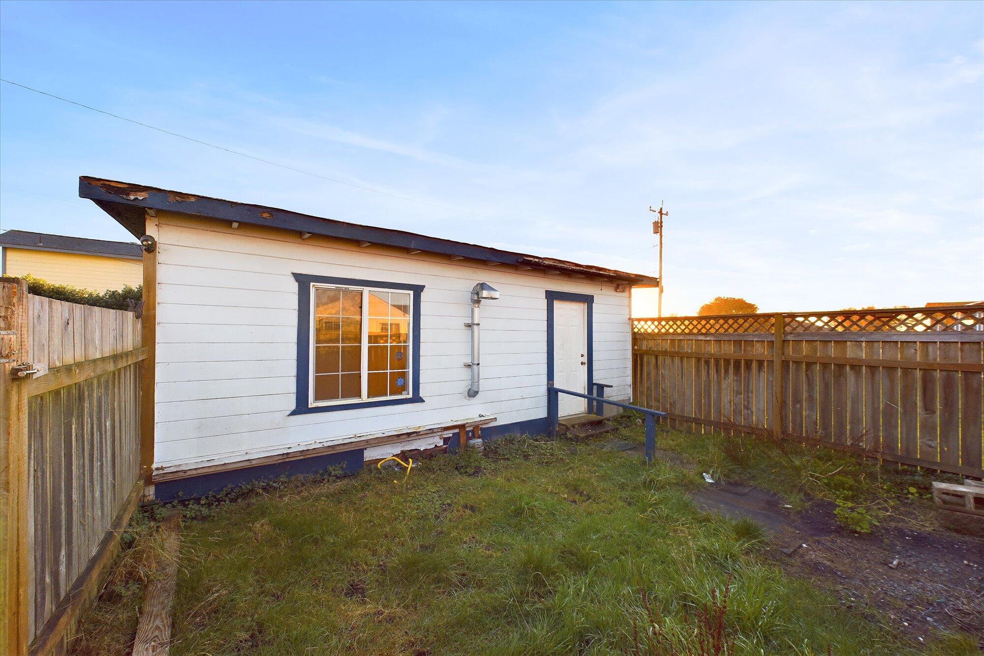 1637 Ocean Drive, McKinleyville