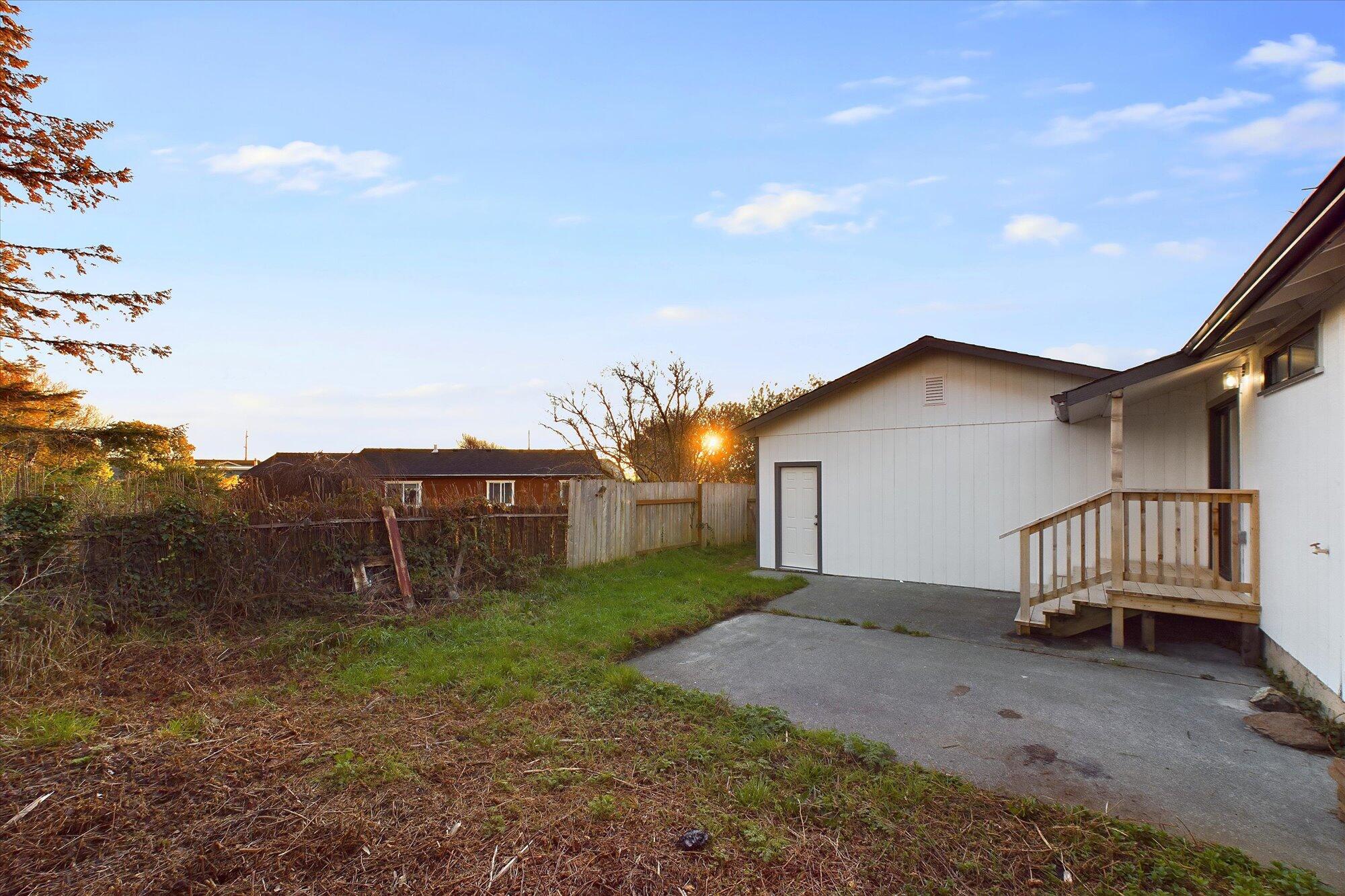 1637 Ocean Drive, McKinleyville