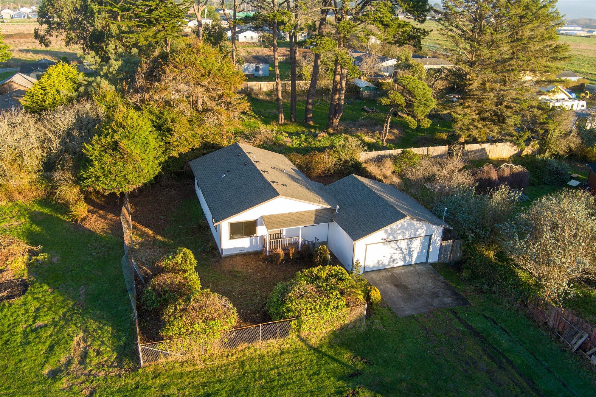 1637 Ocean Drive, McKinleyville