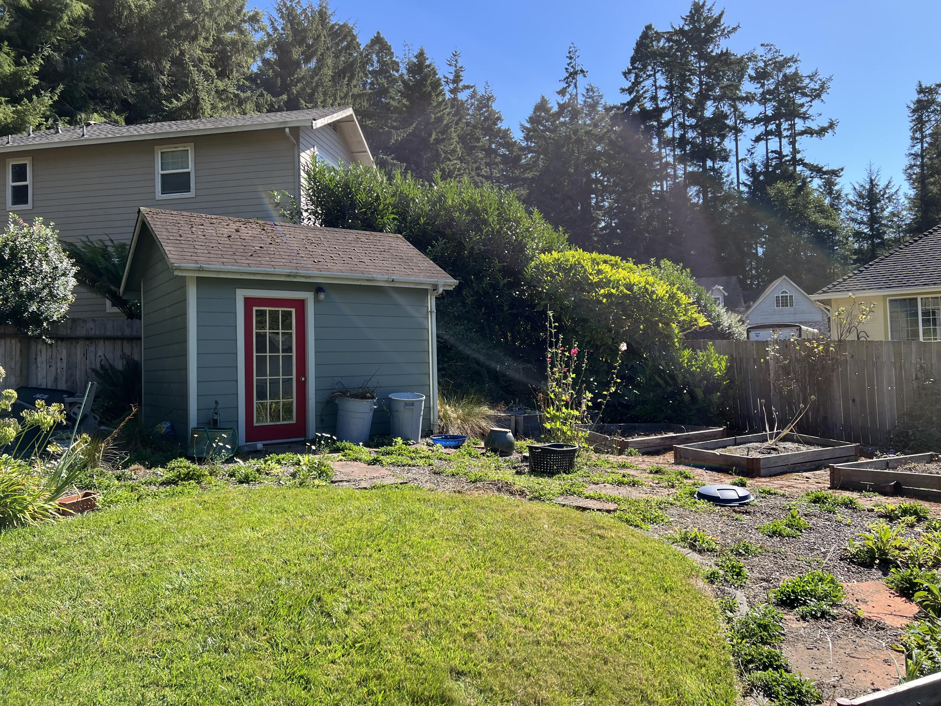 1357 Brady Court, McKinleyville