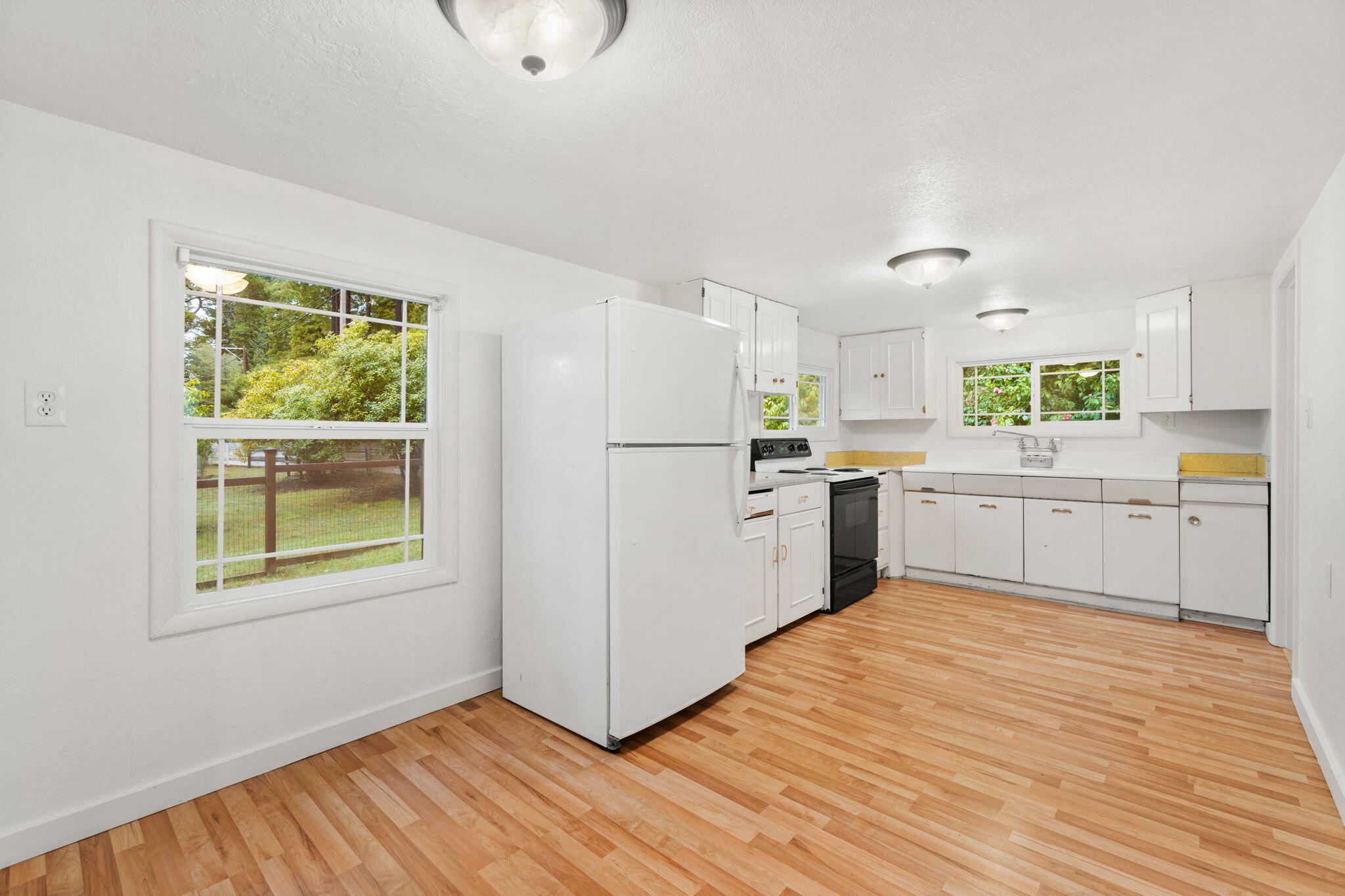 4418 Mitchell Road