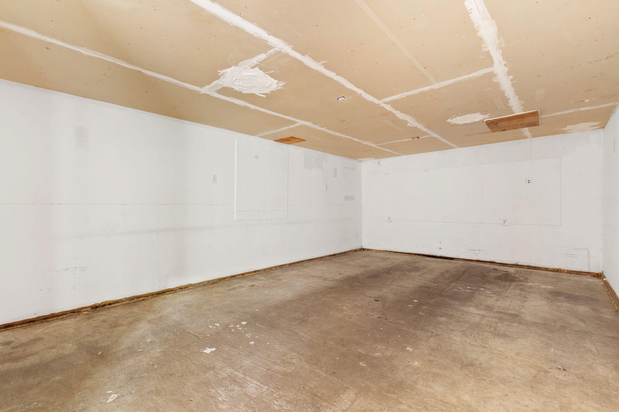 4418 Mitchell Road