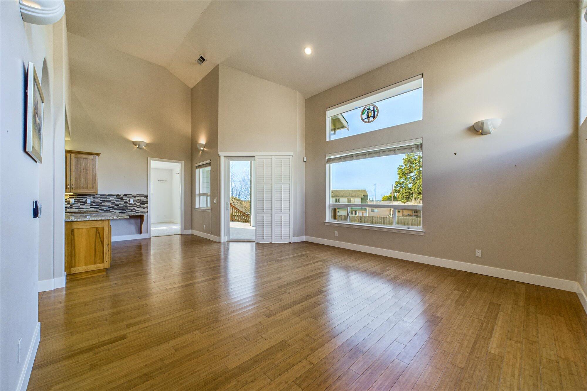 1665 Kristin Way, McKinleyville