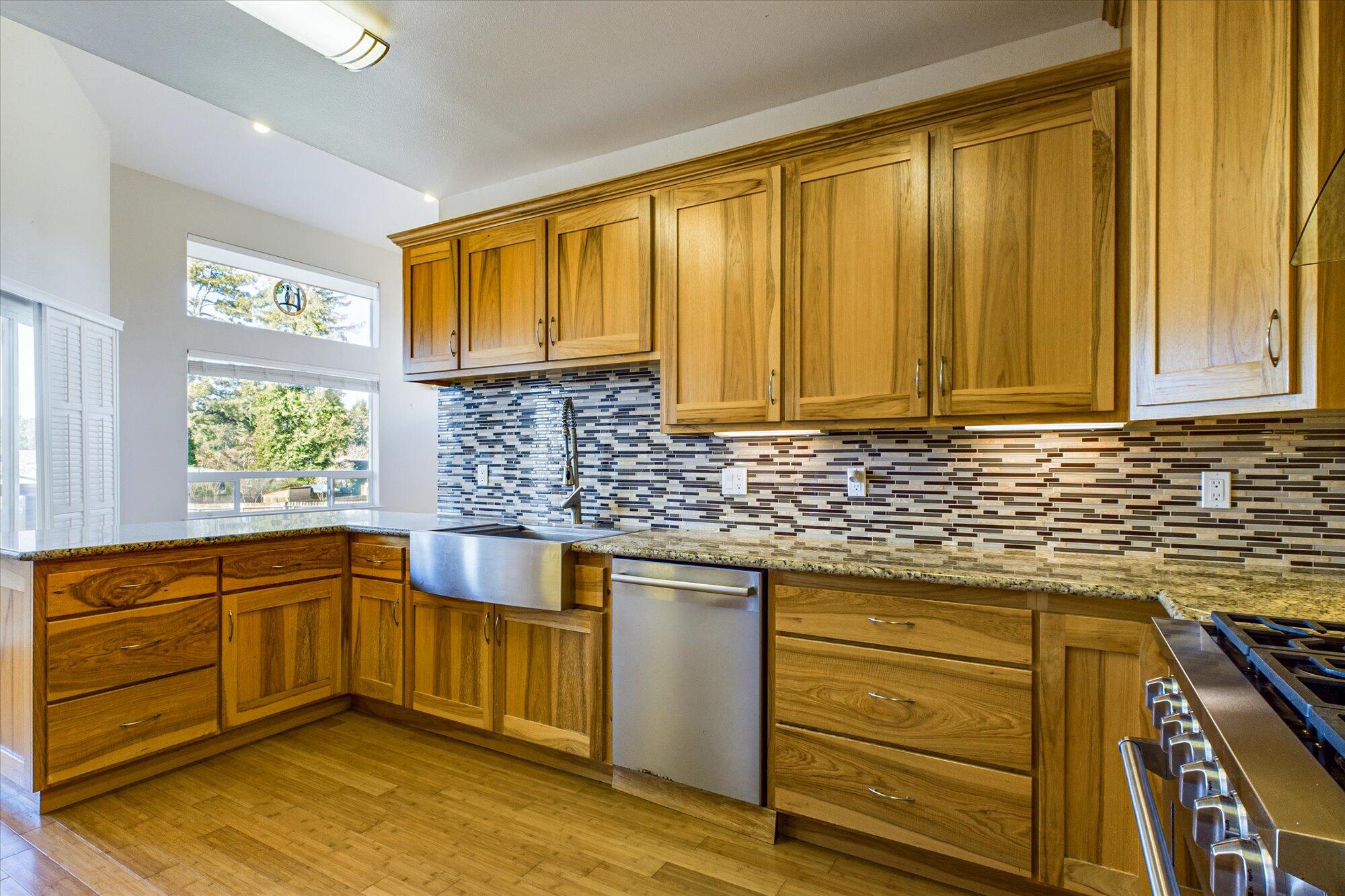 1665 Kristin Way, McKinleyville